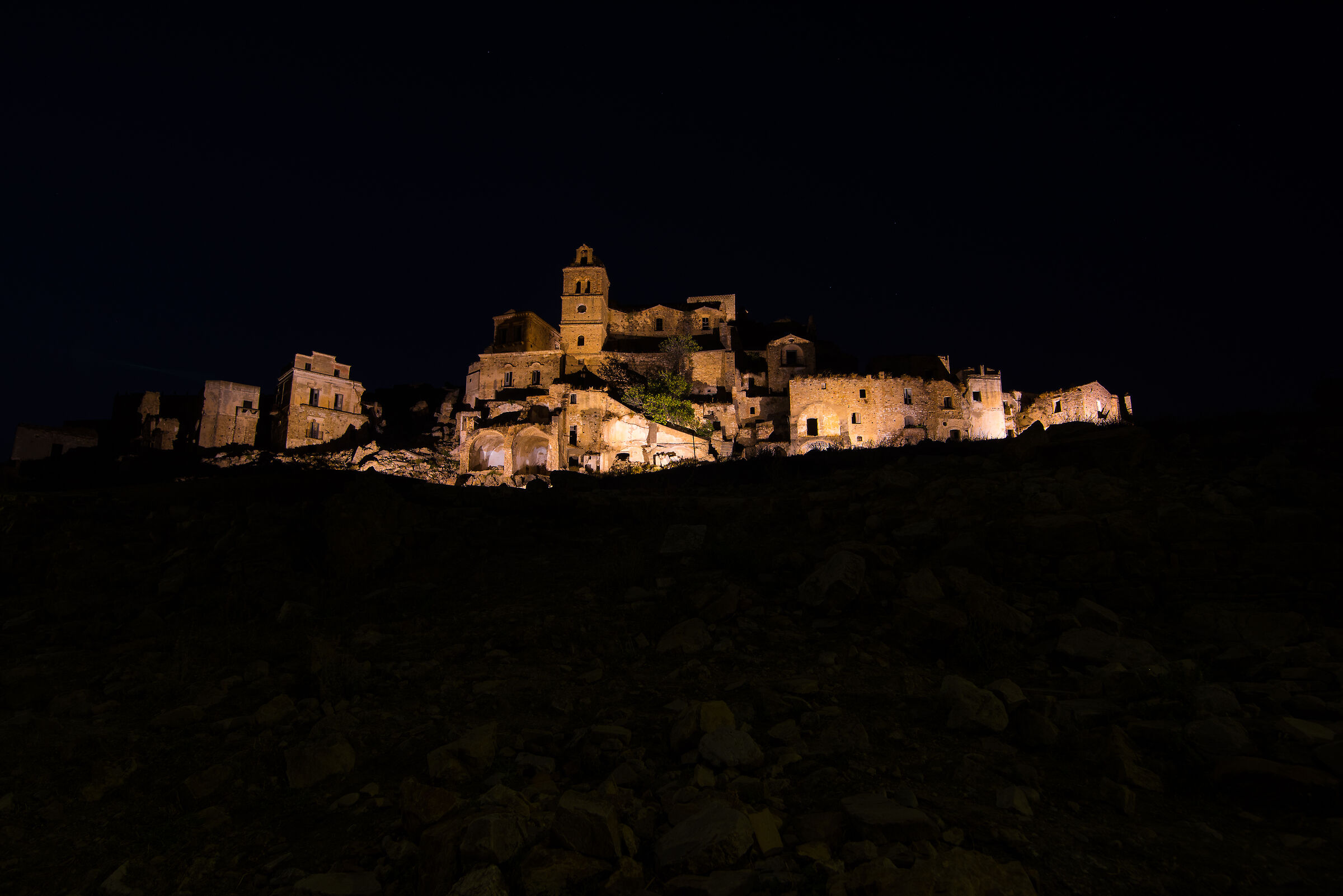Craco by night...