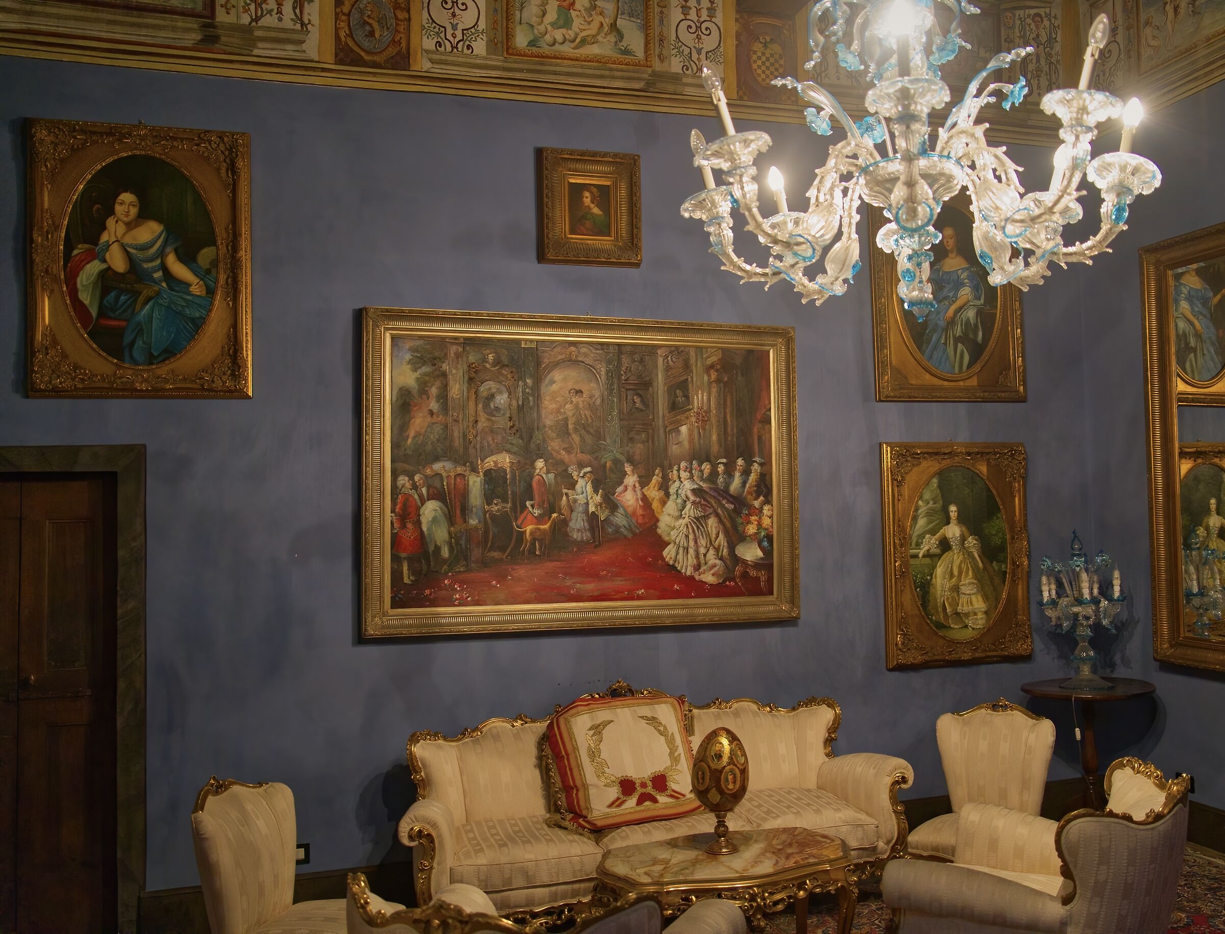 Castle of Vigoleno the blue room...