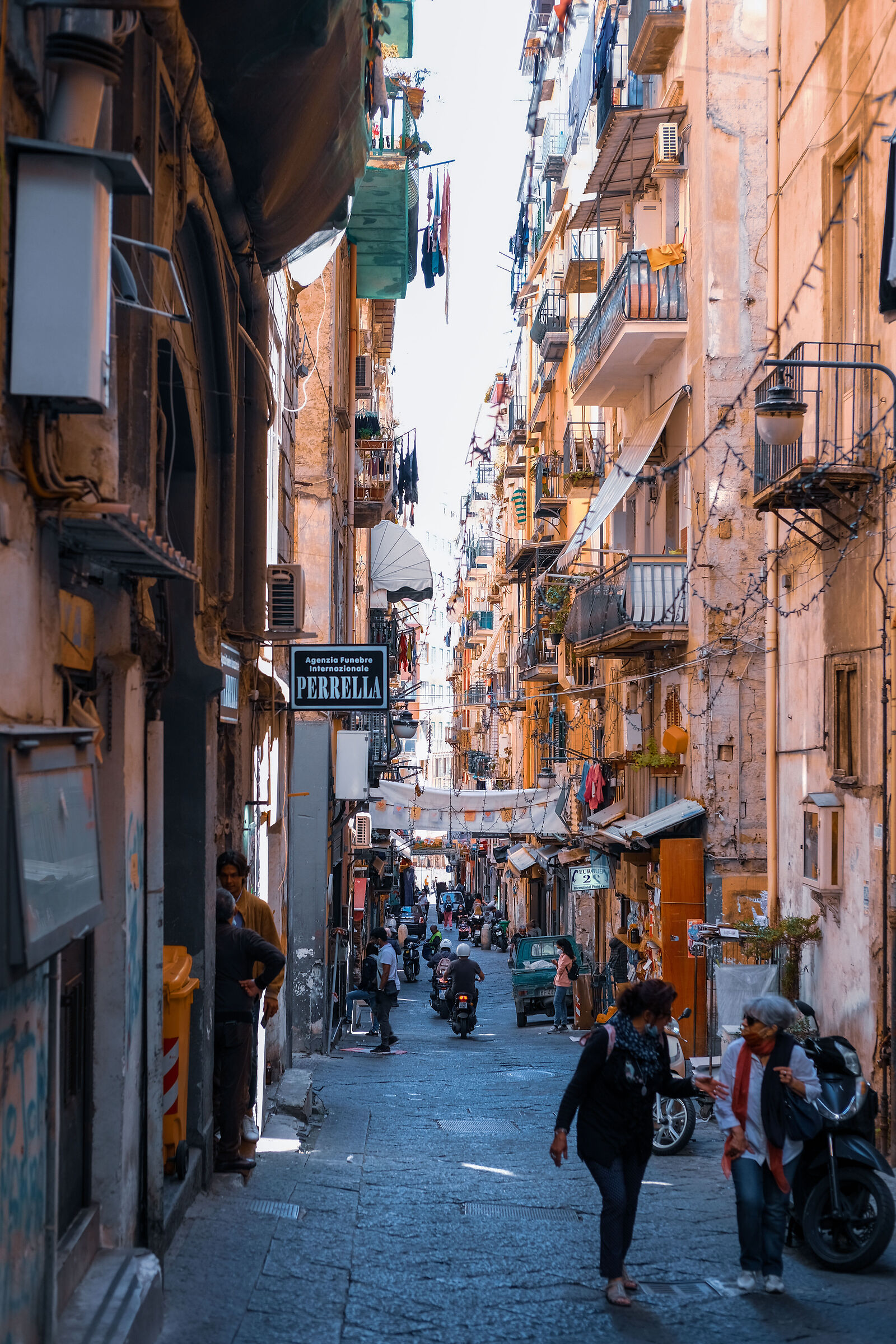 Quartieri Spagnoli - Napoli...