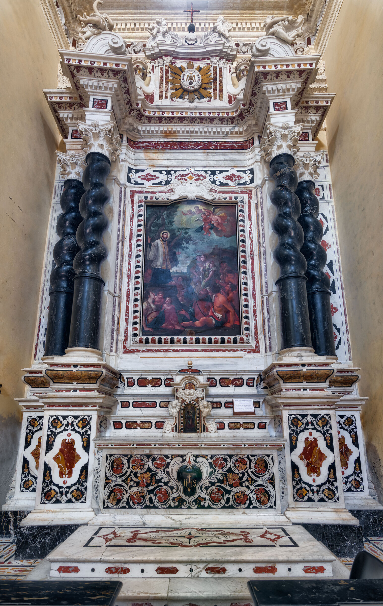 Altare Maggiore di San Francesco Saverio....