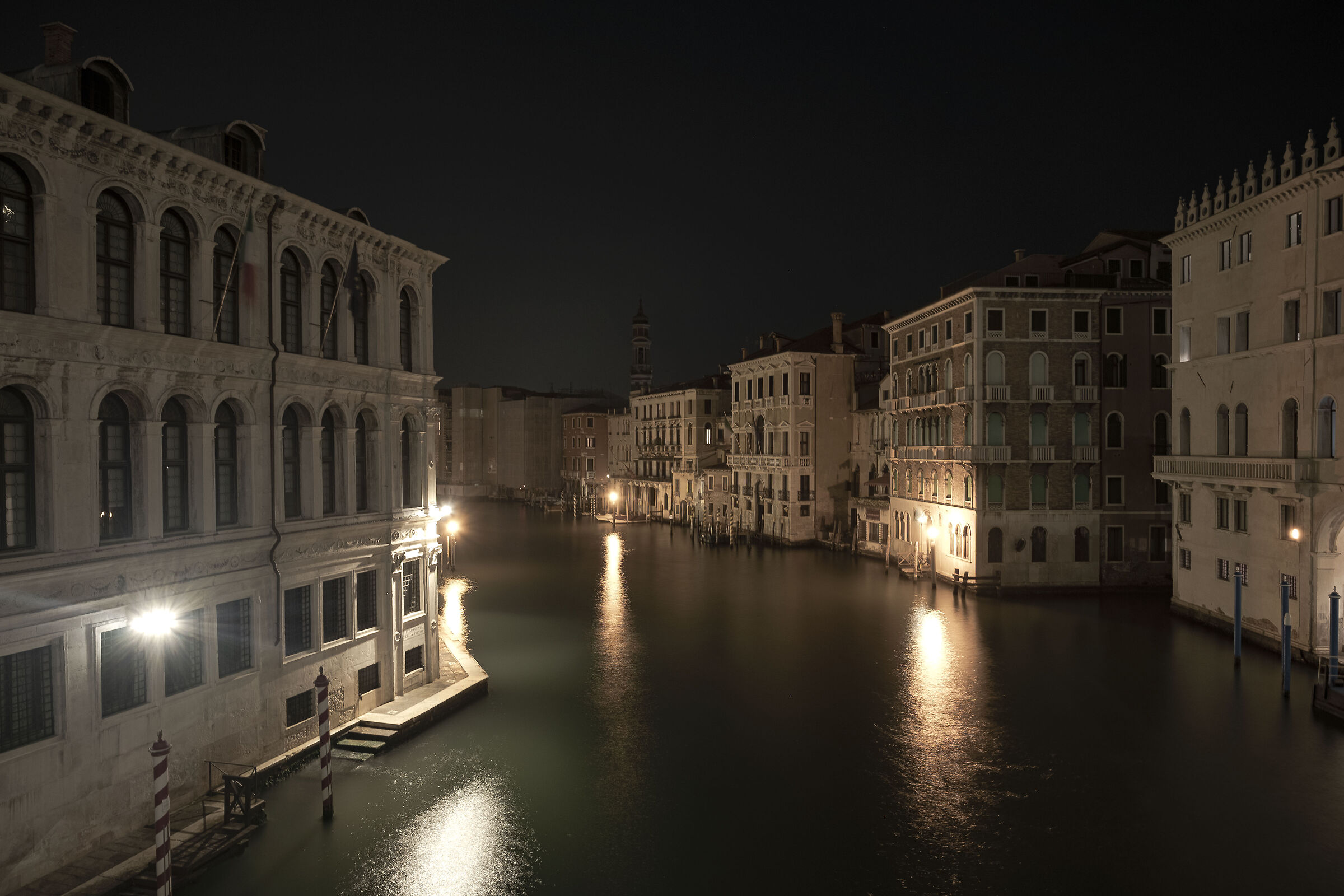 Venetian glimpse...