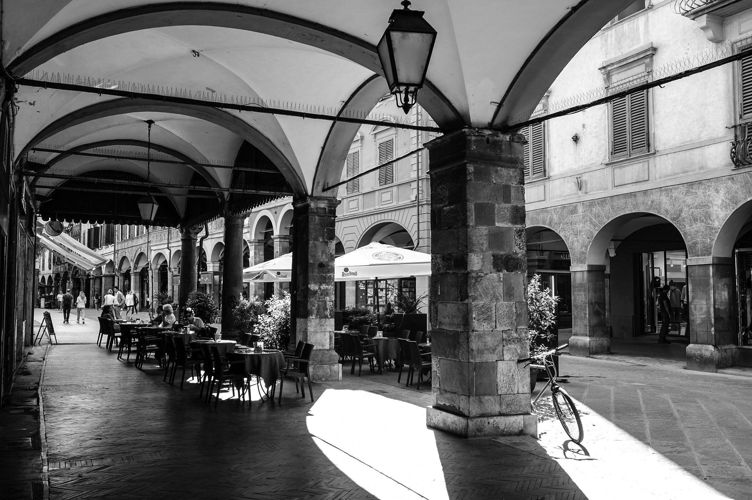 The arcades of Pisa...
