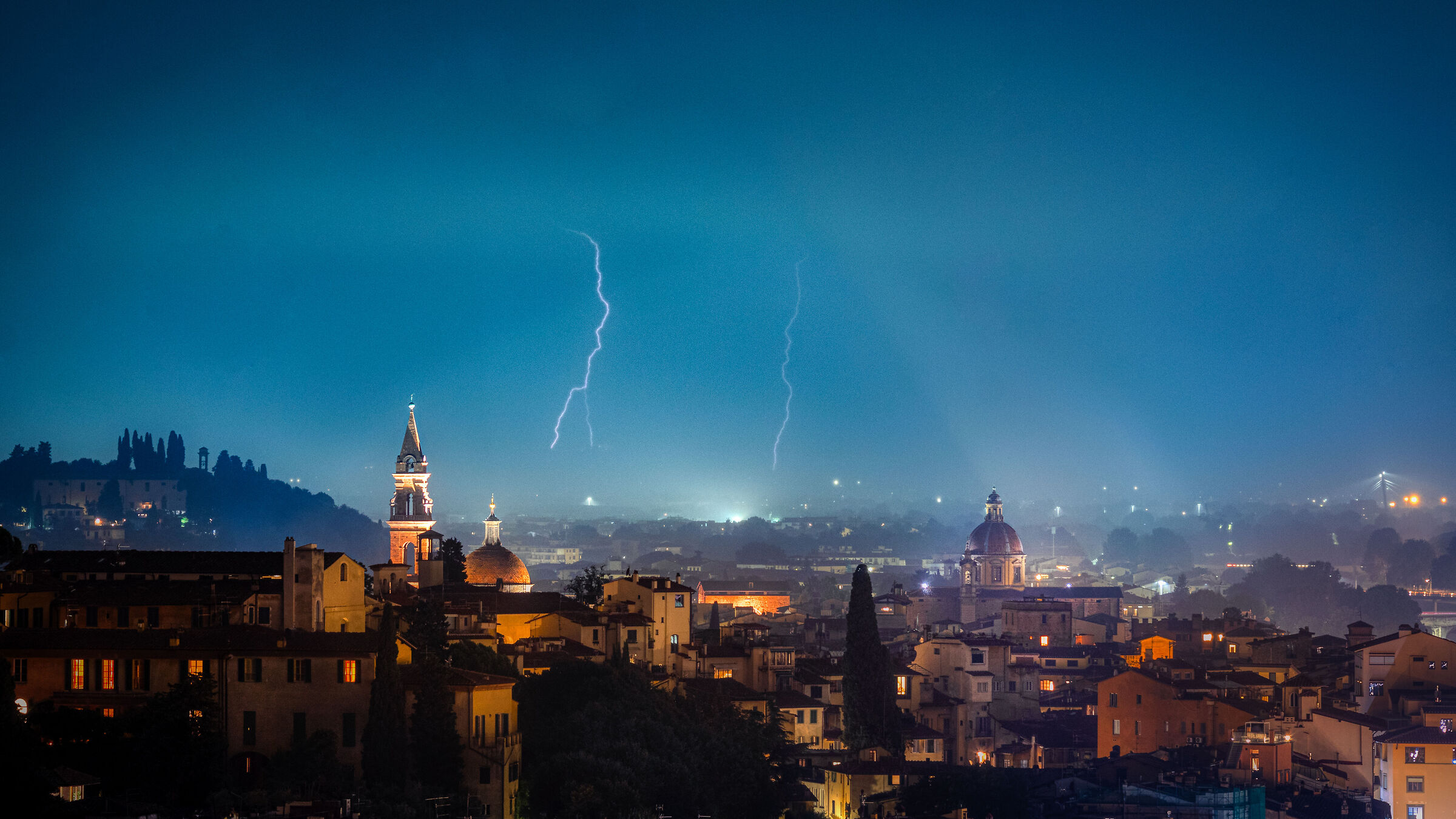Lightning on Florence...