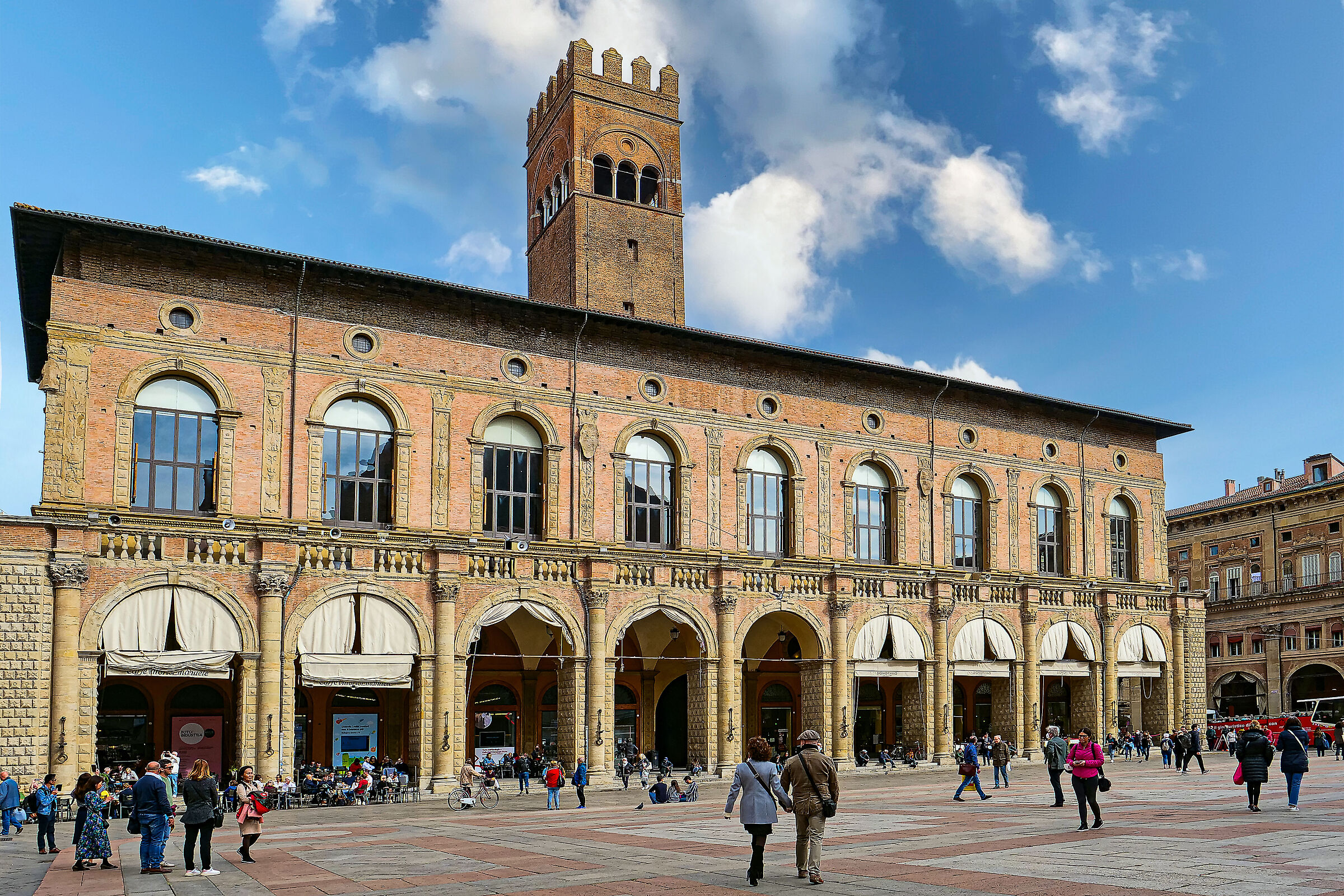 Palazzo del Podesta' - Bologna...