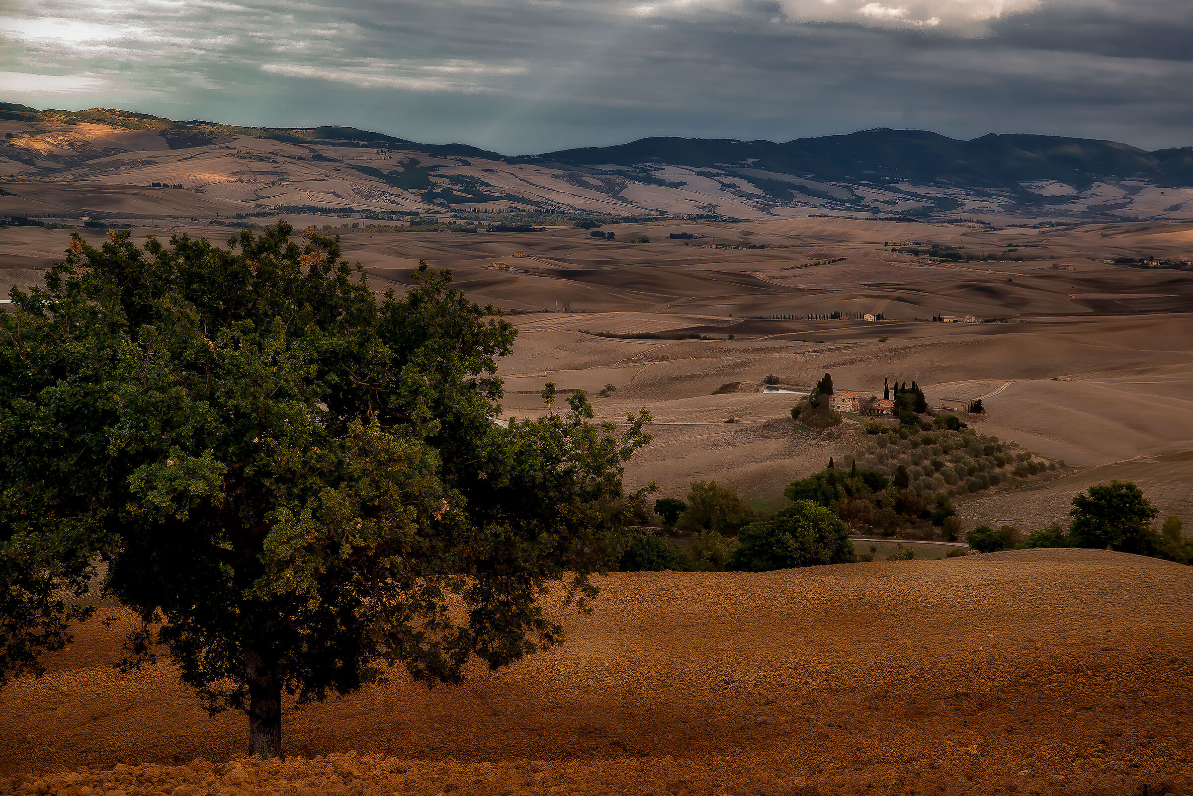 val d'orcia, ready for sowing...