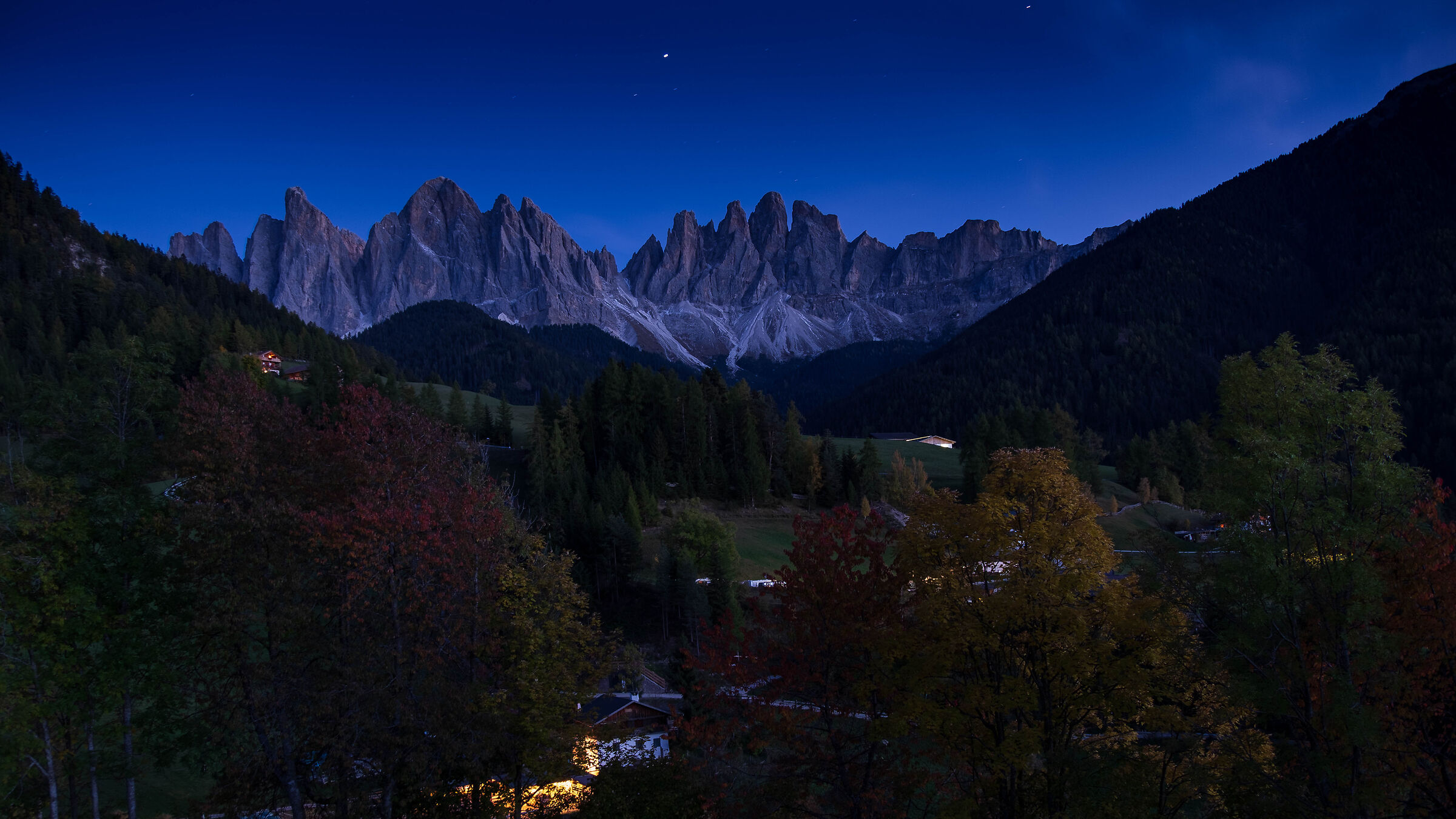 The blue hour in Val di Funes ...