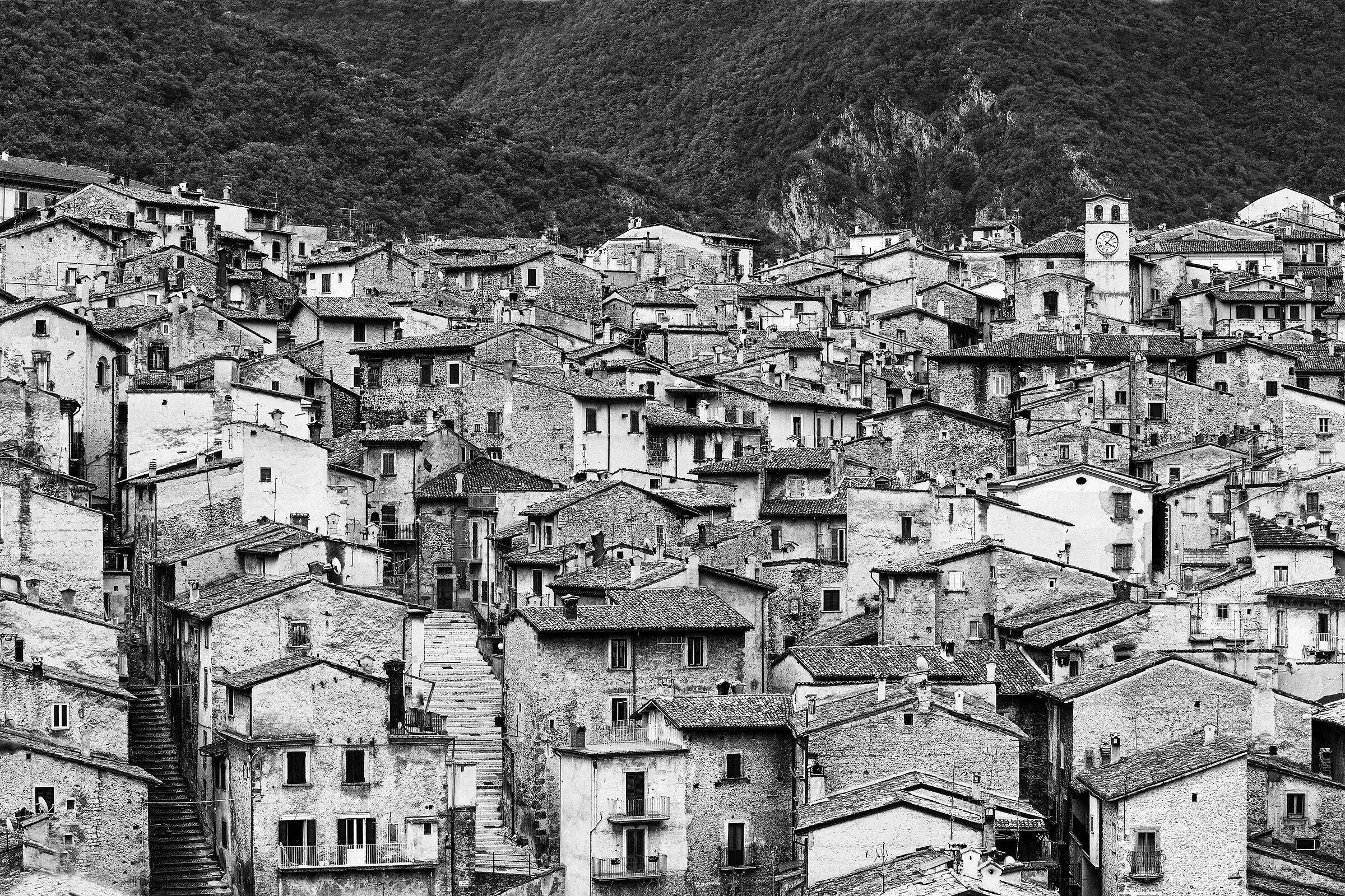 Scanno, borgo romantico d'Abruzzo...