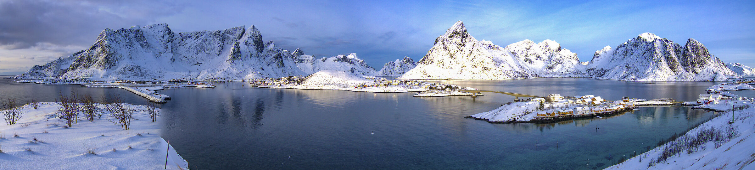 Overview from Hamnoy Lofoten...