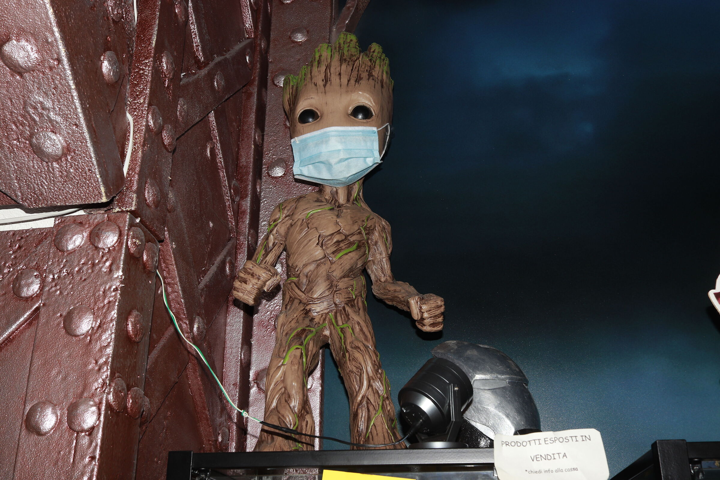 I am groot and I wear the mask 17/10/2020...