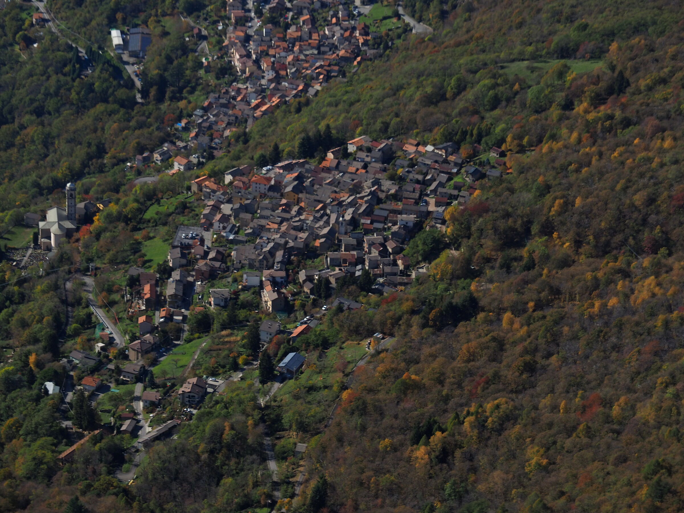 Villages perched on the mountains of Lake Como...
