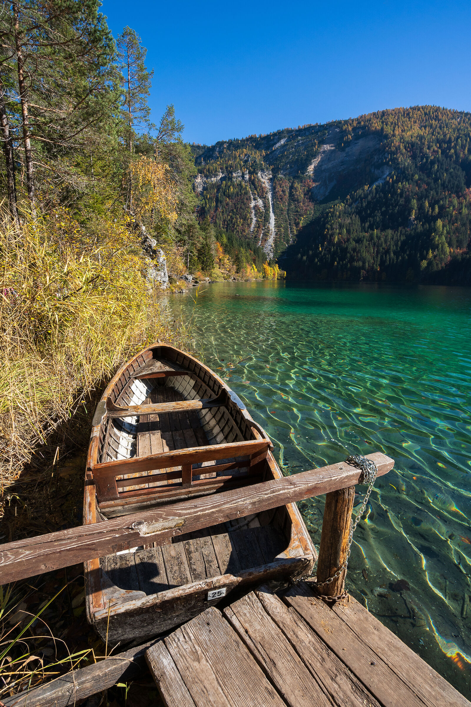 Lake Tovel (Trentino - Italy)...