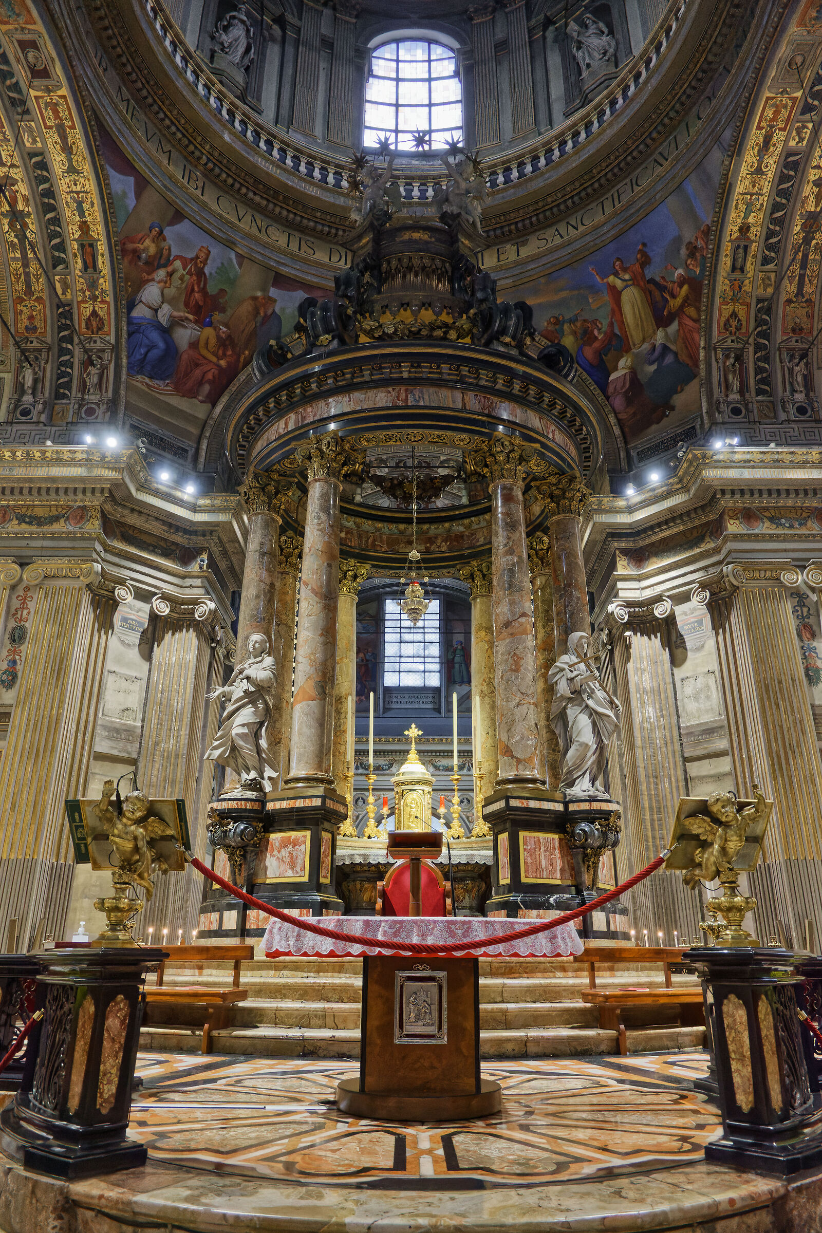 Sanctuary of Caravaggio - altar2...