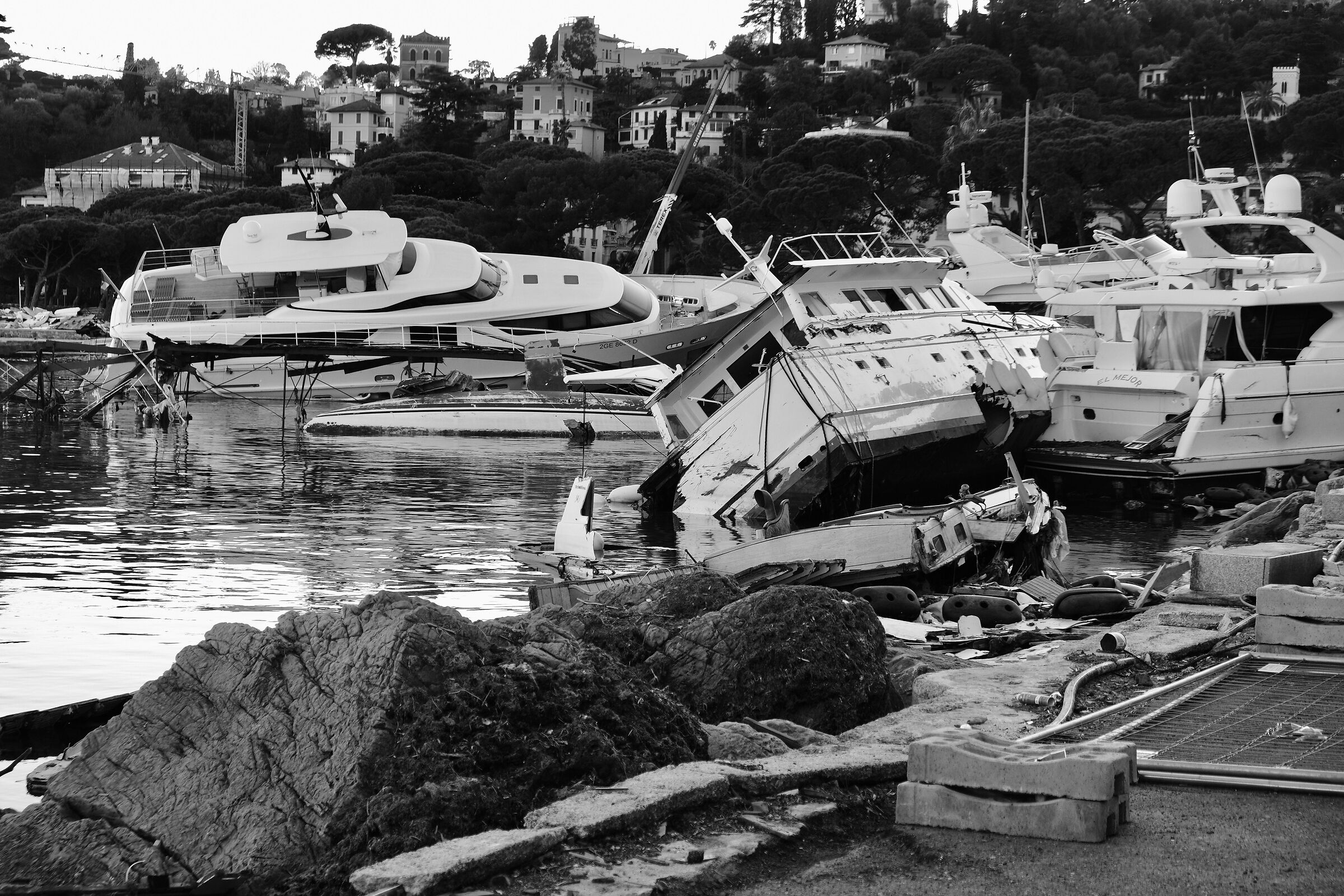 Port of Rapallo: storm damage October 2018...