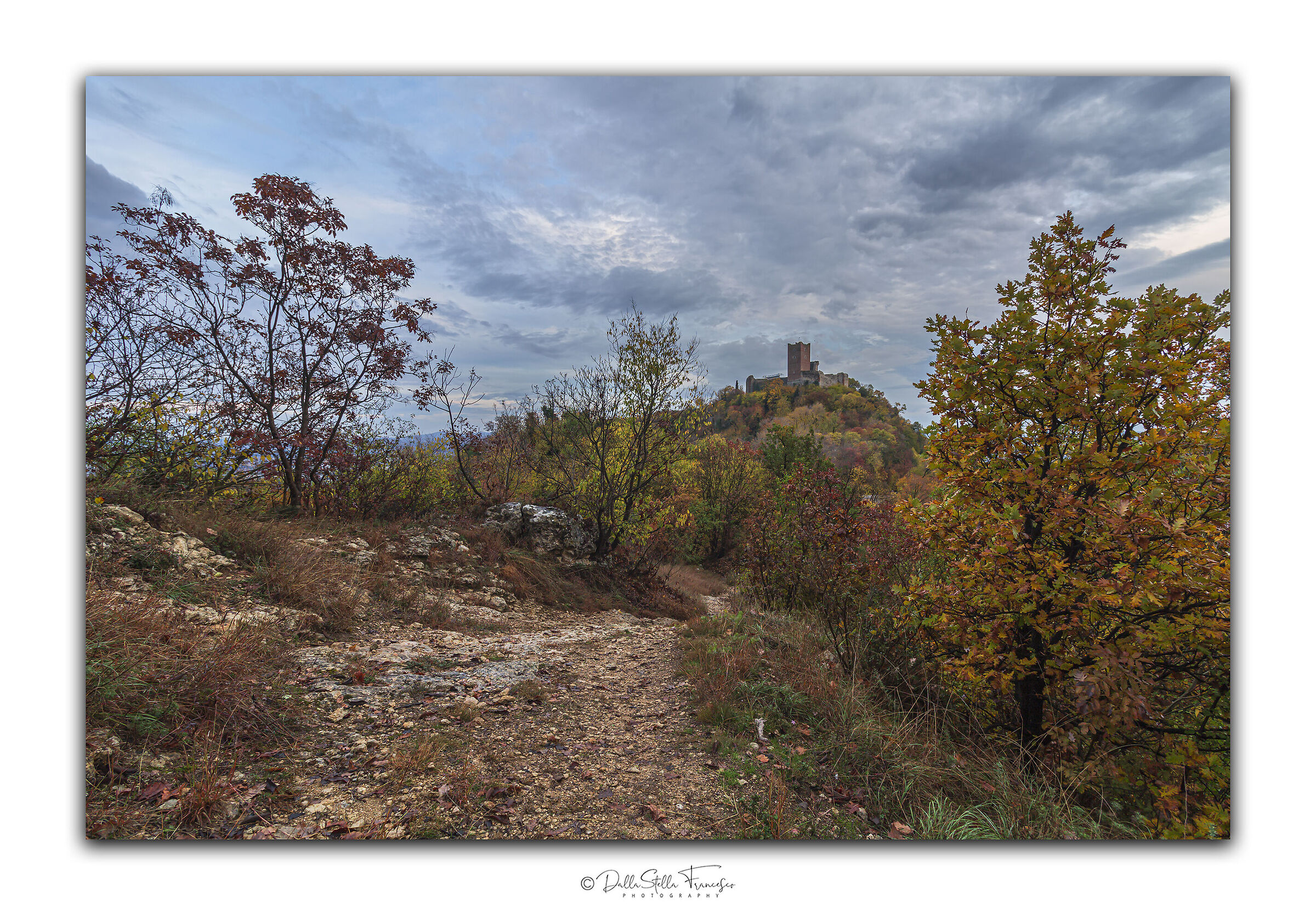 Autumn at the castles of Montecchio Maggiore...