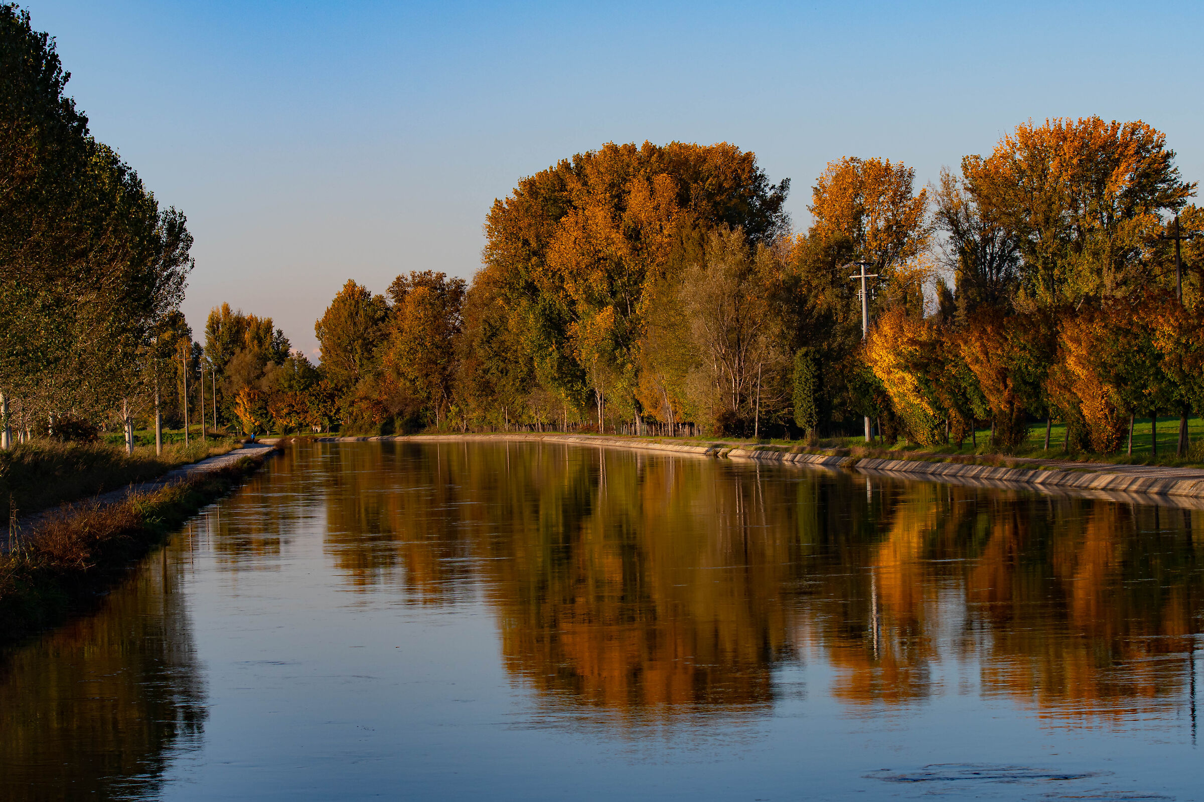 autunno sul fiume Muzza...