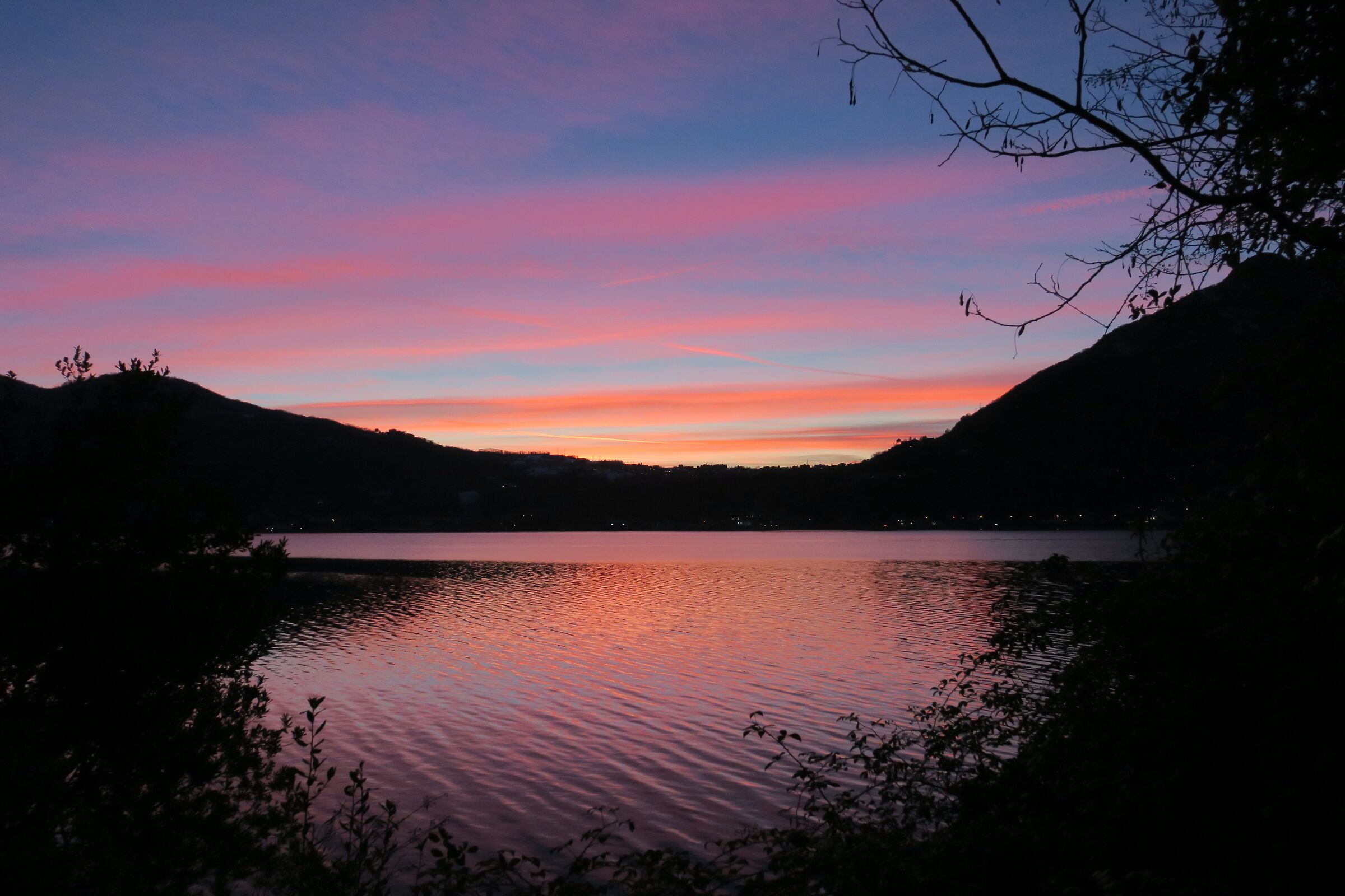 Lago di Garlate, tramonto invernale...