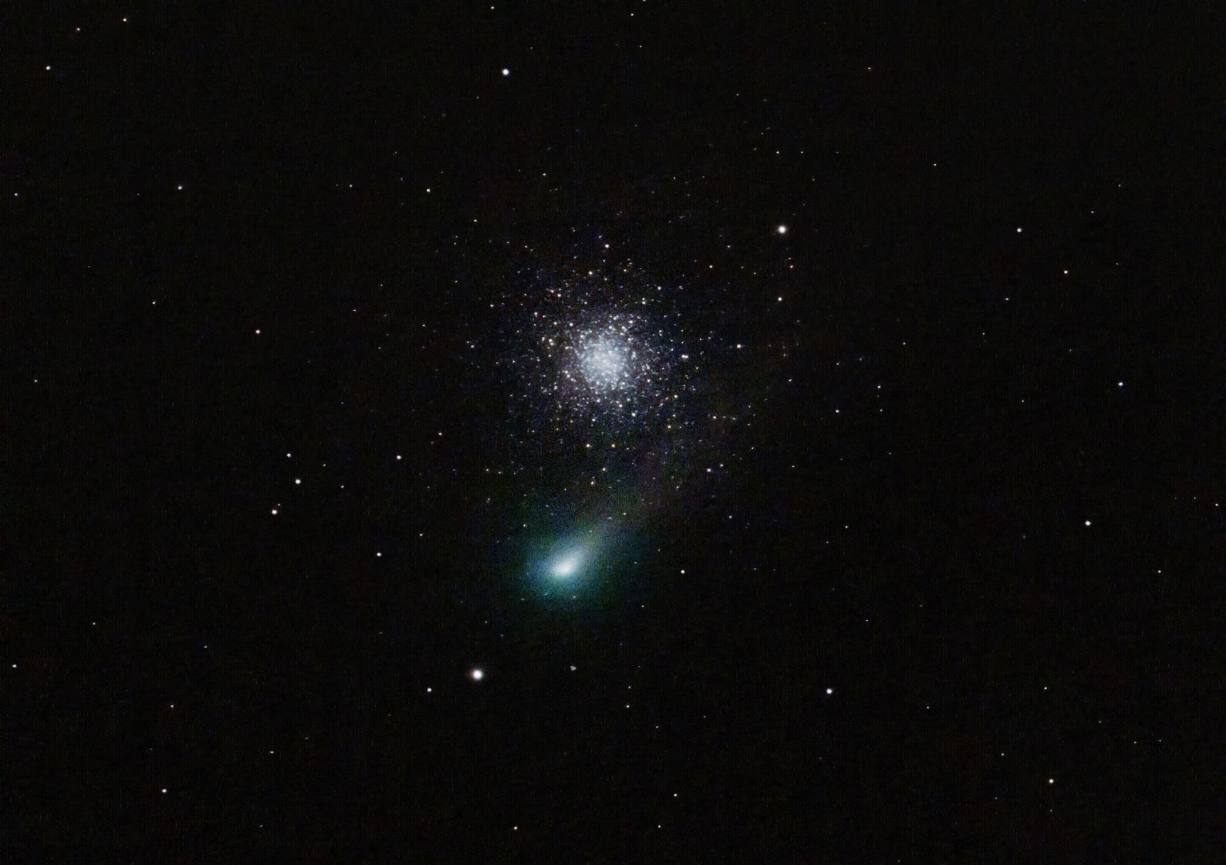 La cometa Leonard accanto a M3...