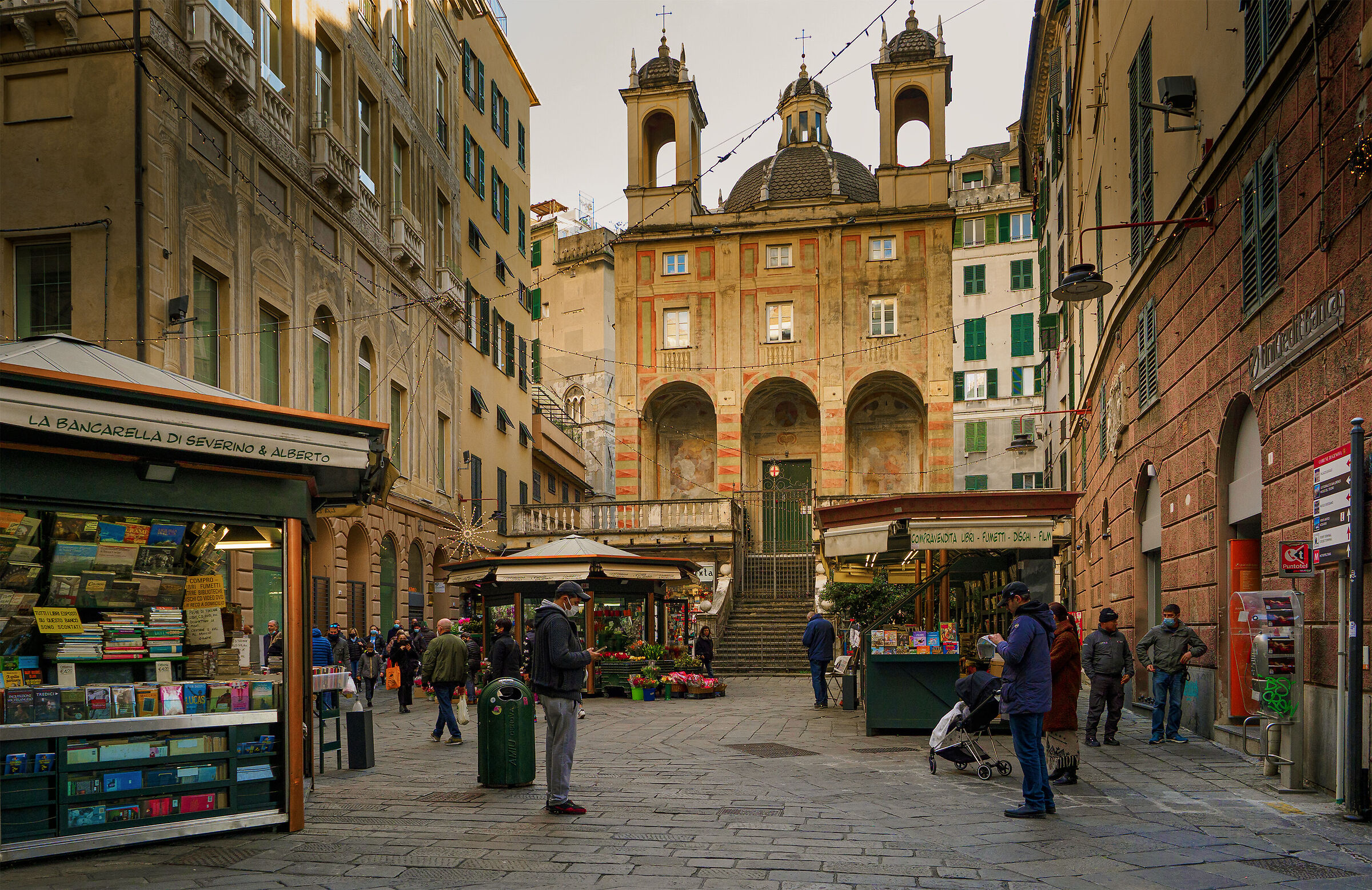 Genova - Piazza Banchi...