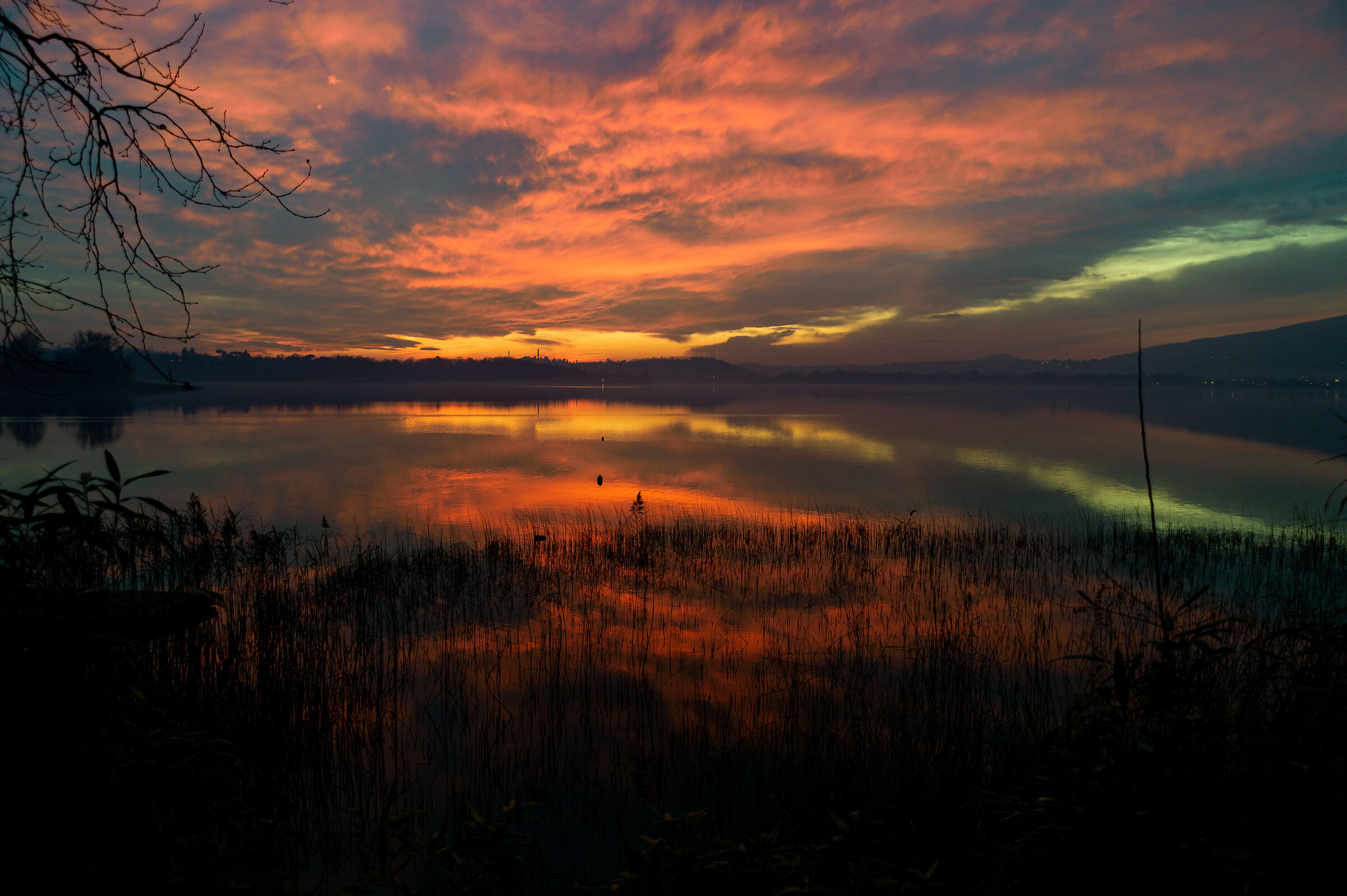 tramonto sul lago 3...