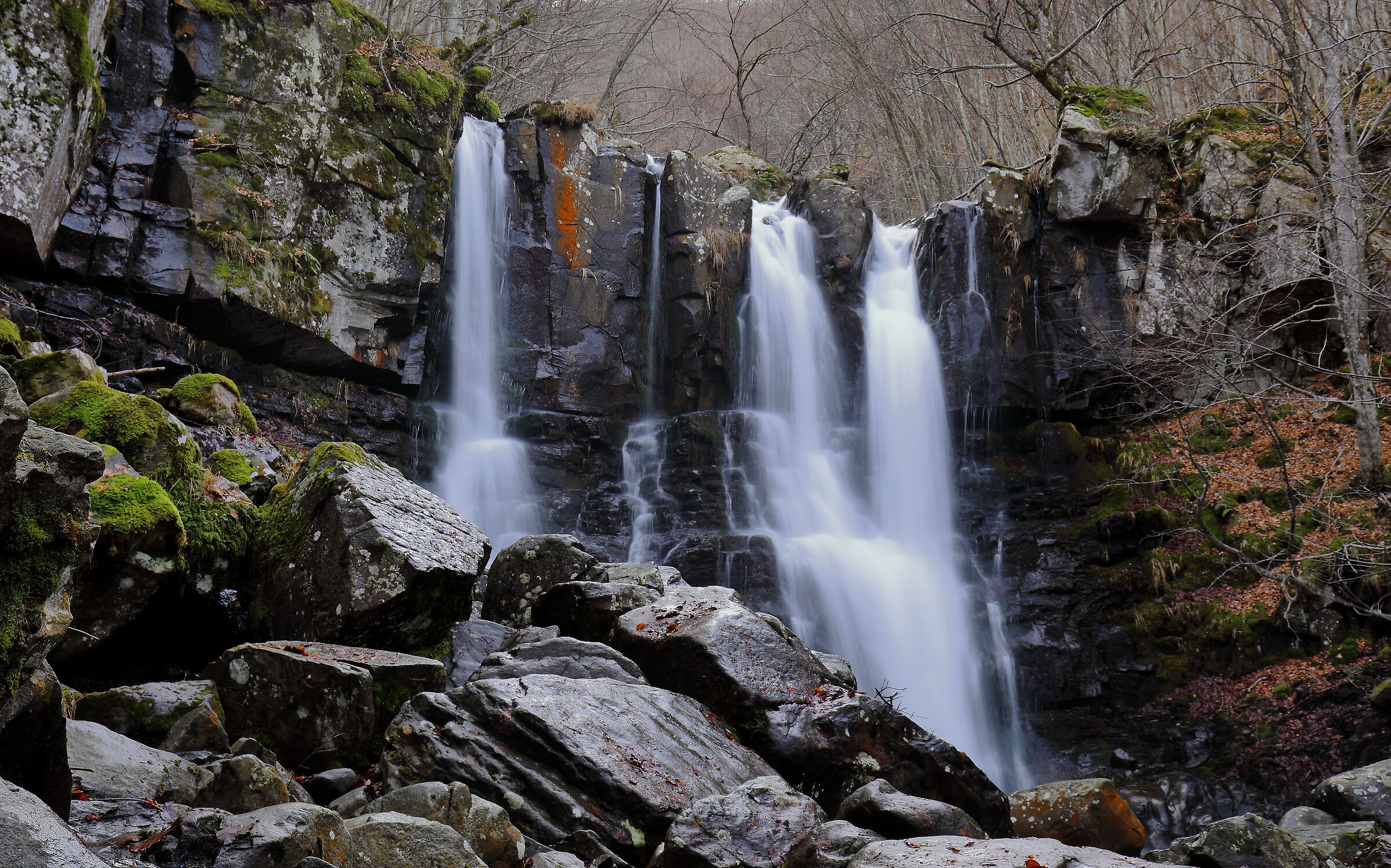 Dardana waterfalls.  (Bolognese Apennines)....