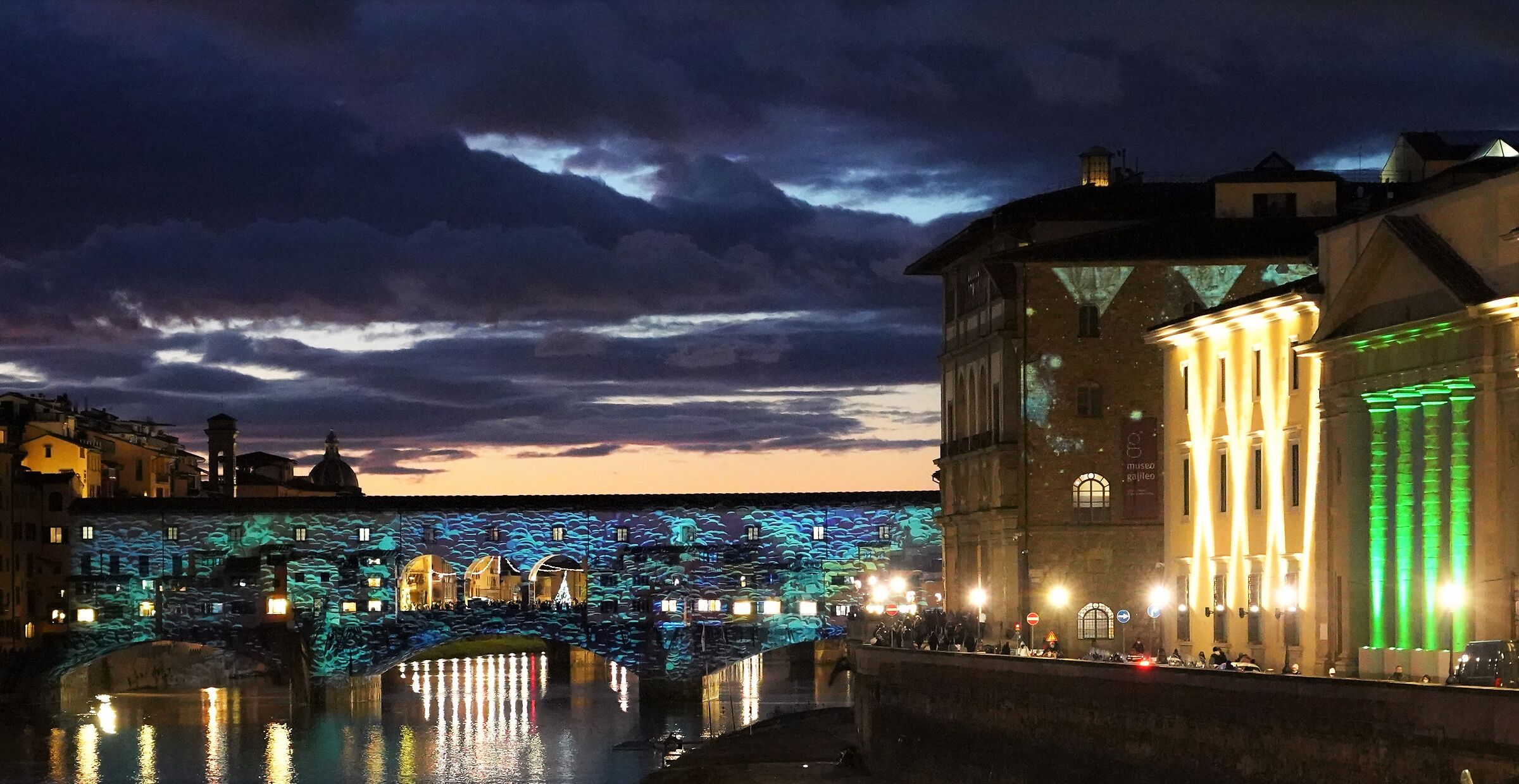 luminous choreographies in Florence....
