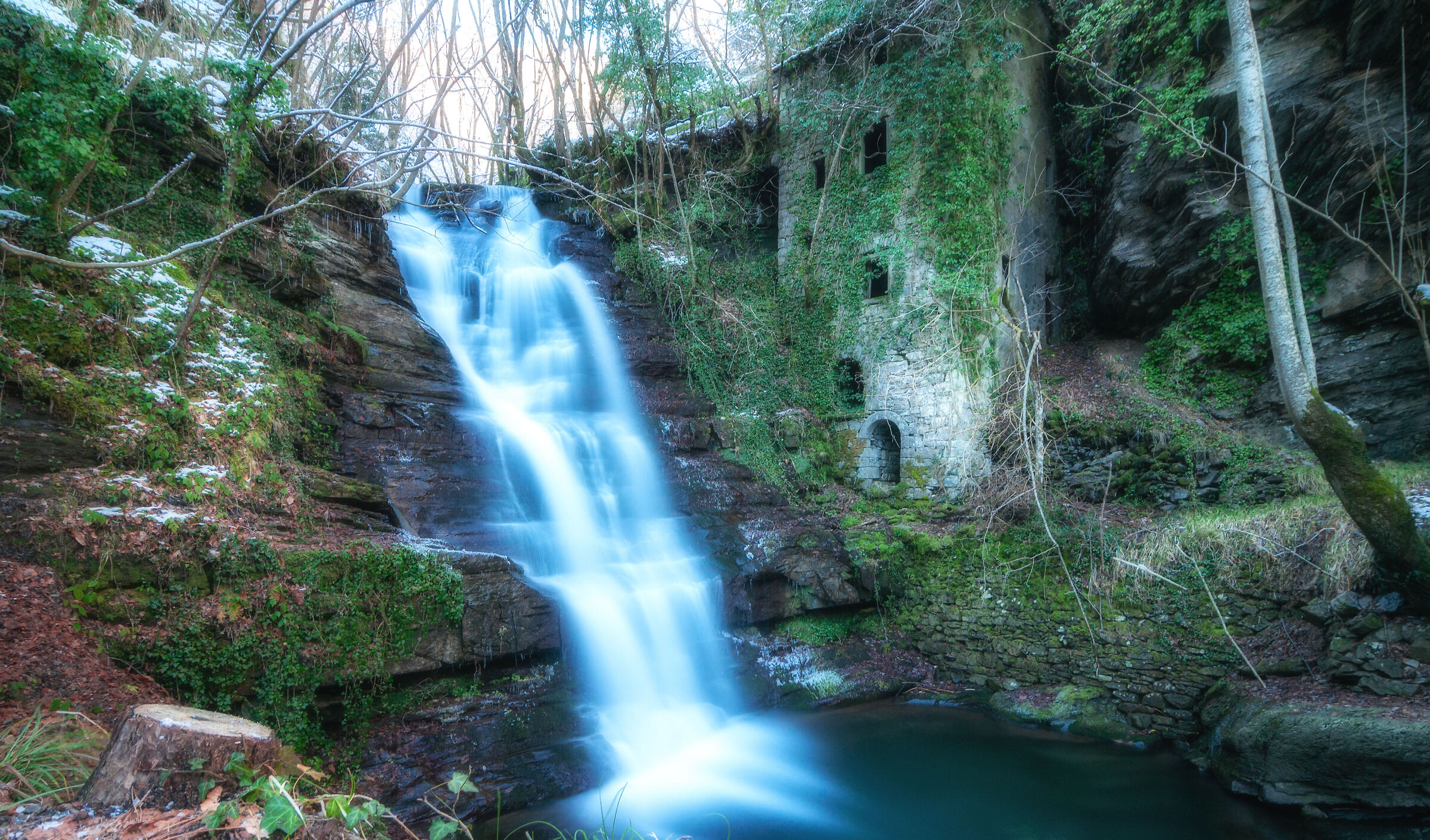 Molino di Nazareno and its waterfall...