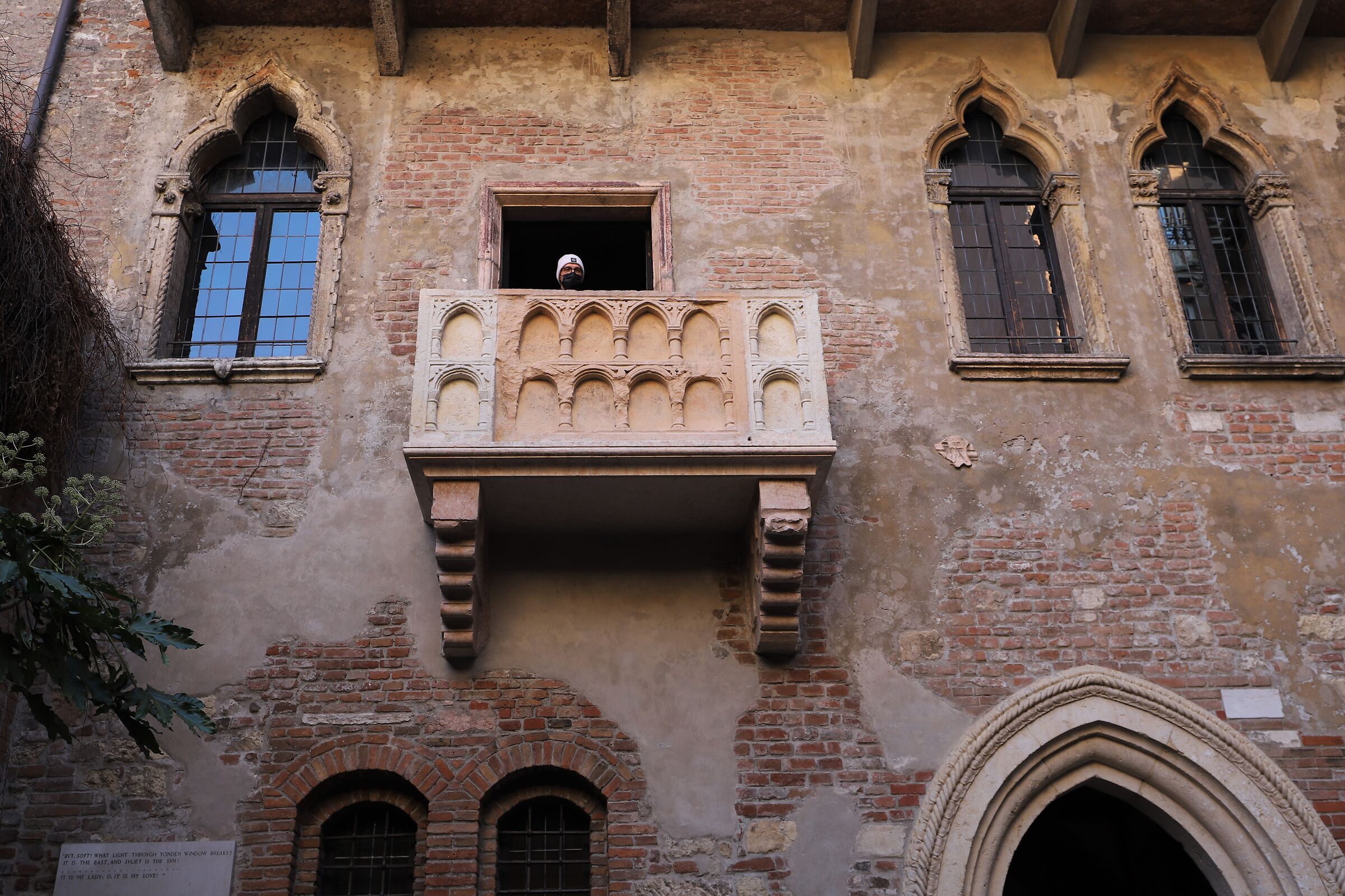 Scena II Atto...dal balcone appare Giulietta o Romeo?...
