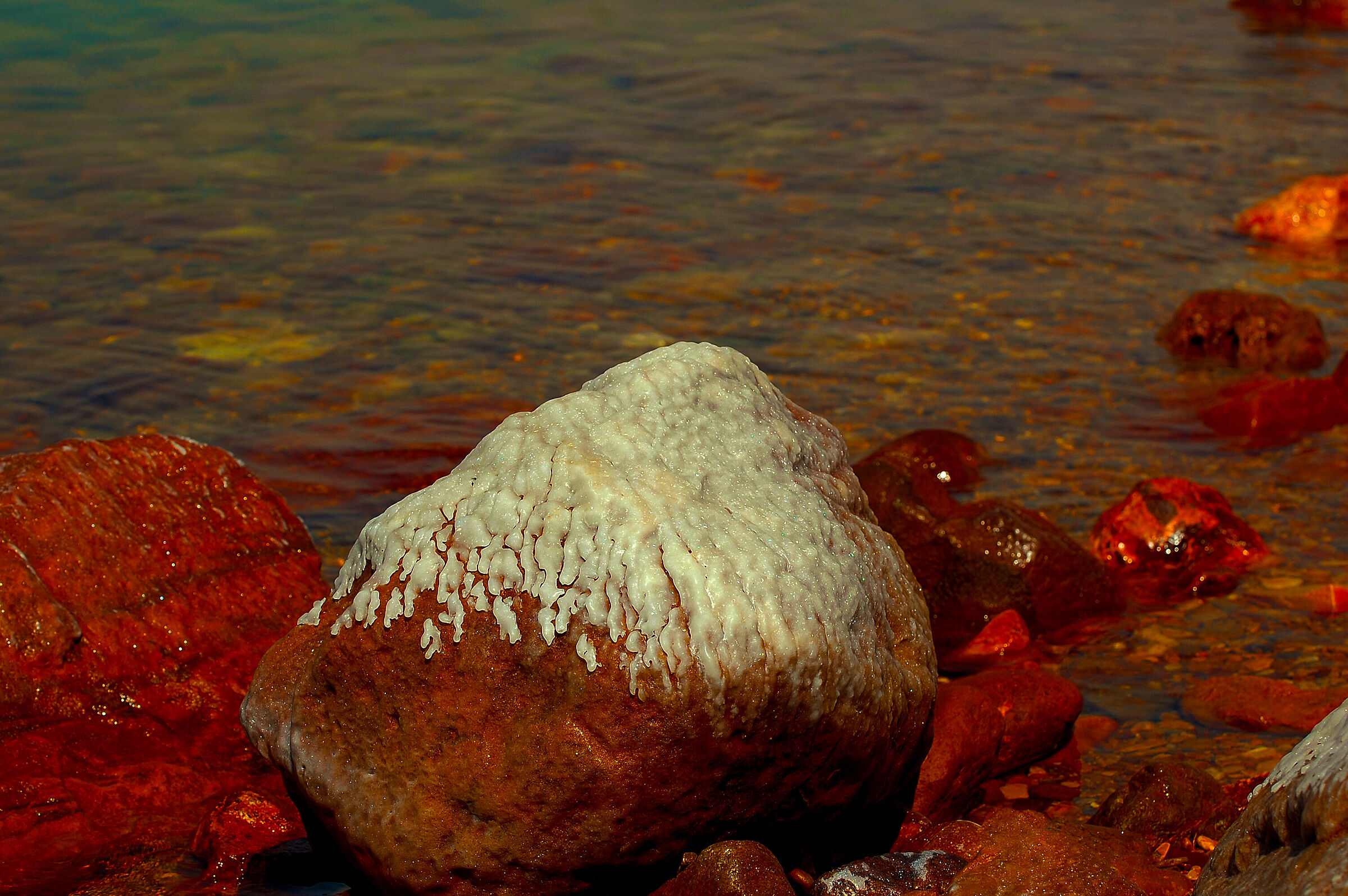 Mar Morto: ricami di sale...