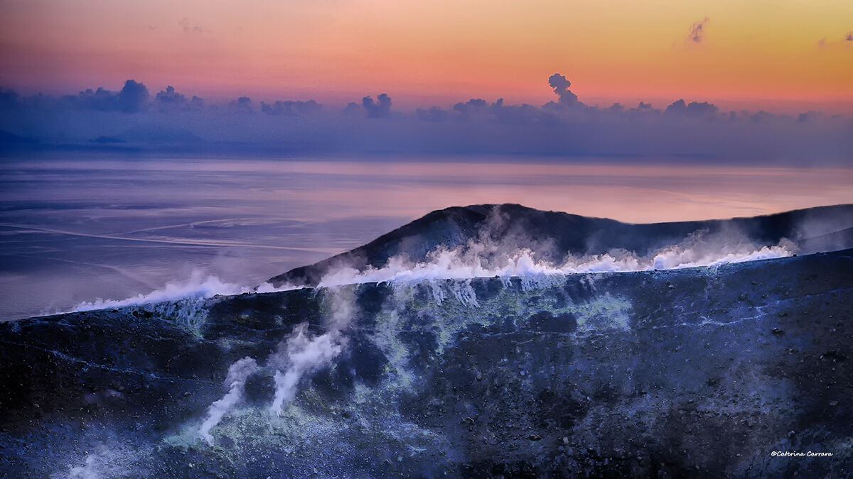 The sunrise among the fumaroles of Vulcano...