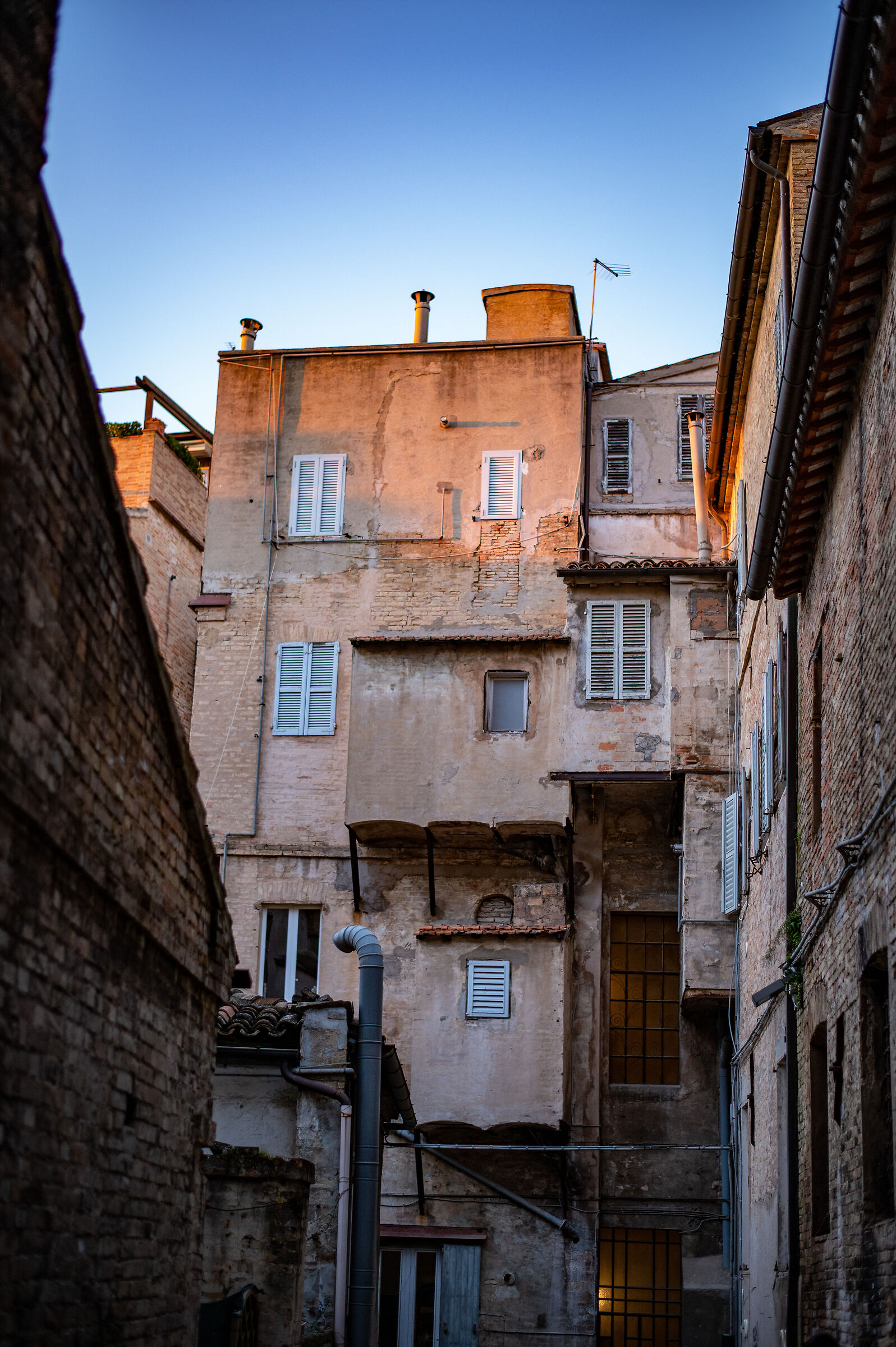 Macerata in the alleys...