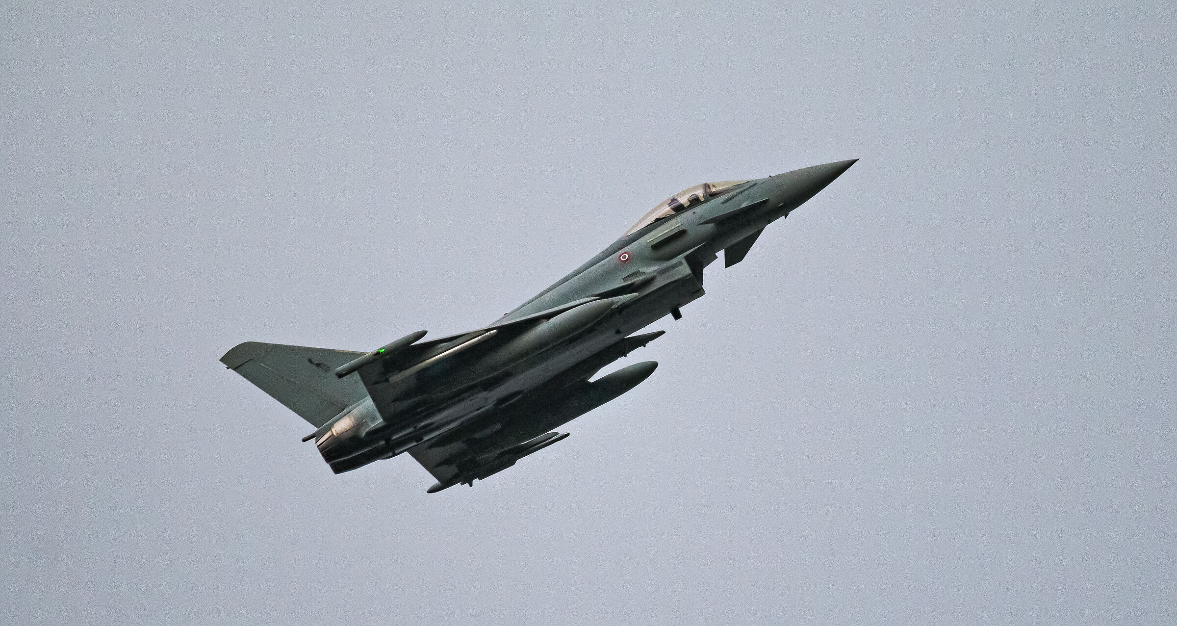 Eurofighter above house...