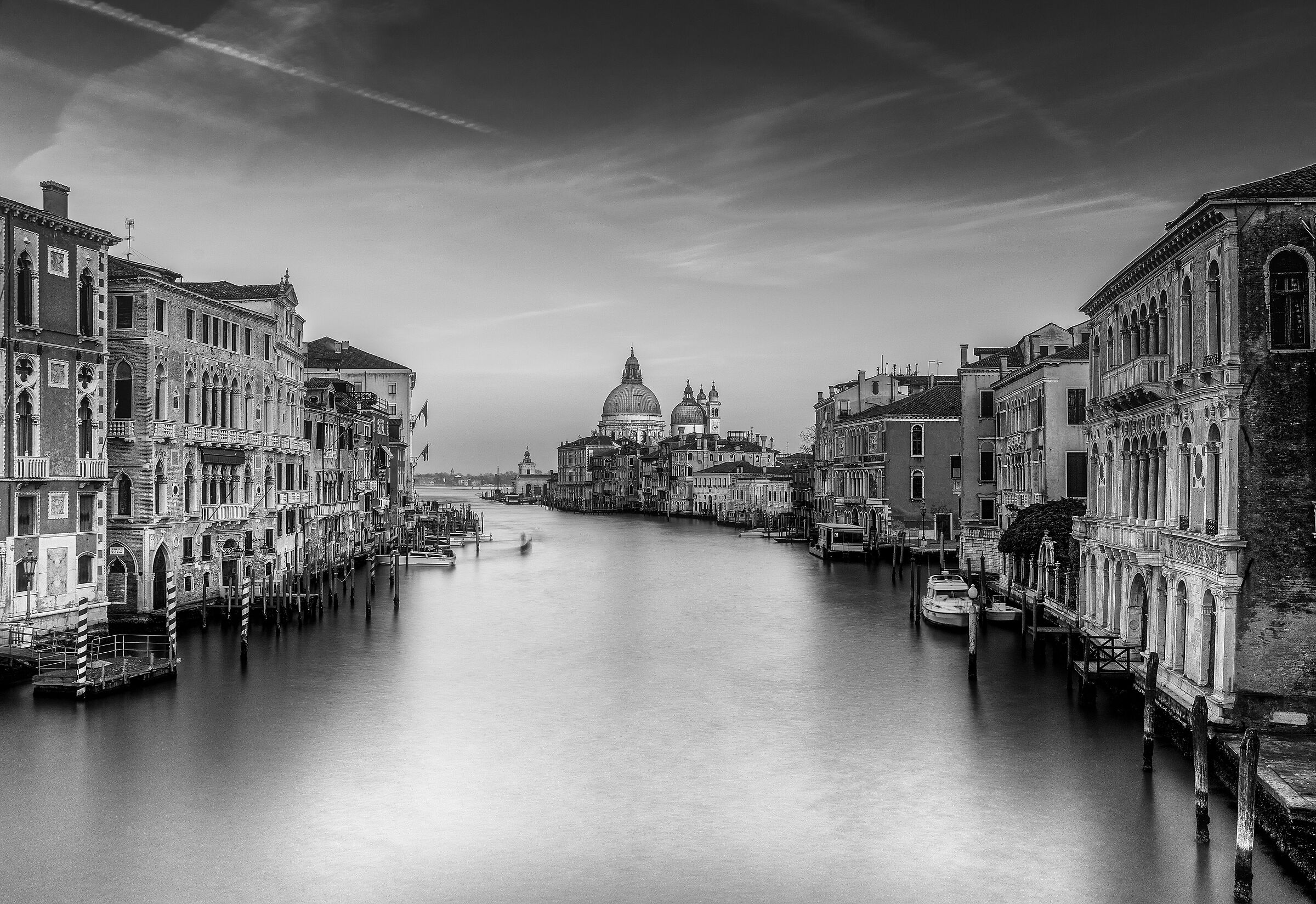 Accademia Bridge. View of the Grand Canal (VE)...