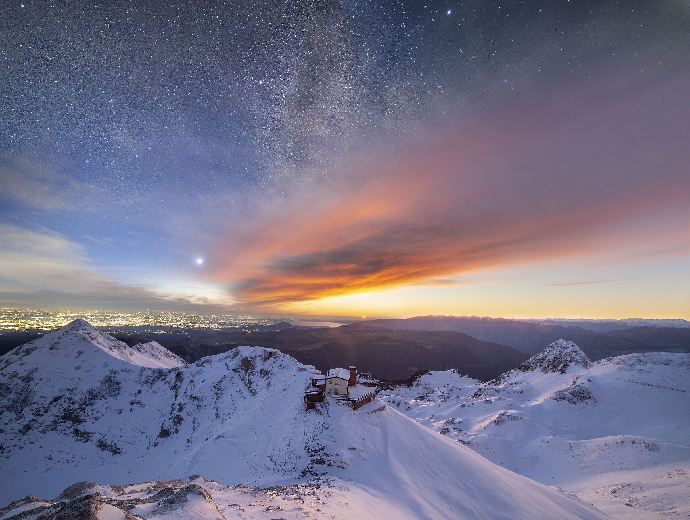 Time Blend, Milky Way and Sunset ...