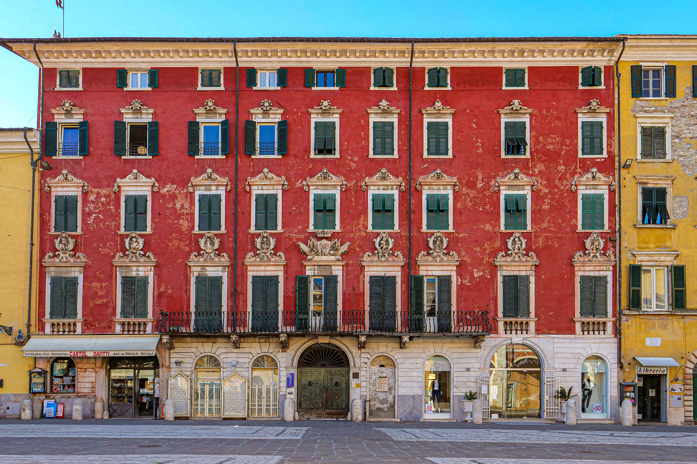 Palazzo dei Conti del Medico - Carrara...