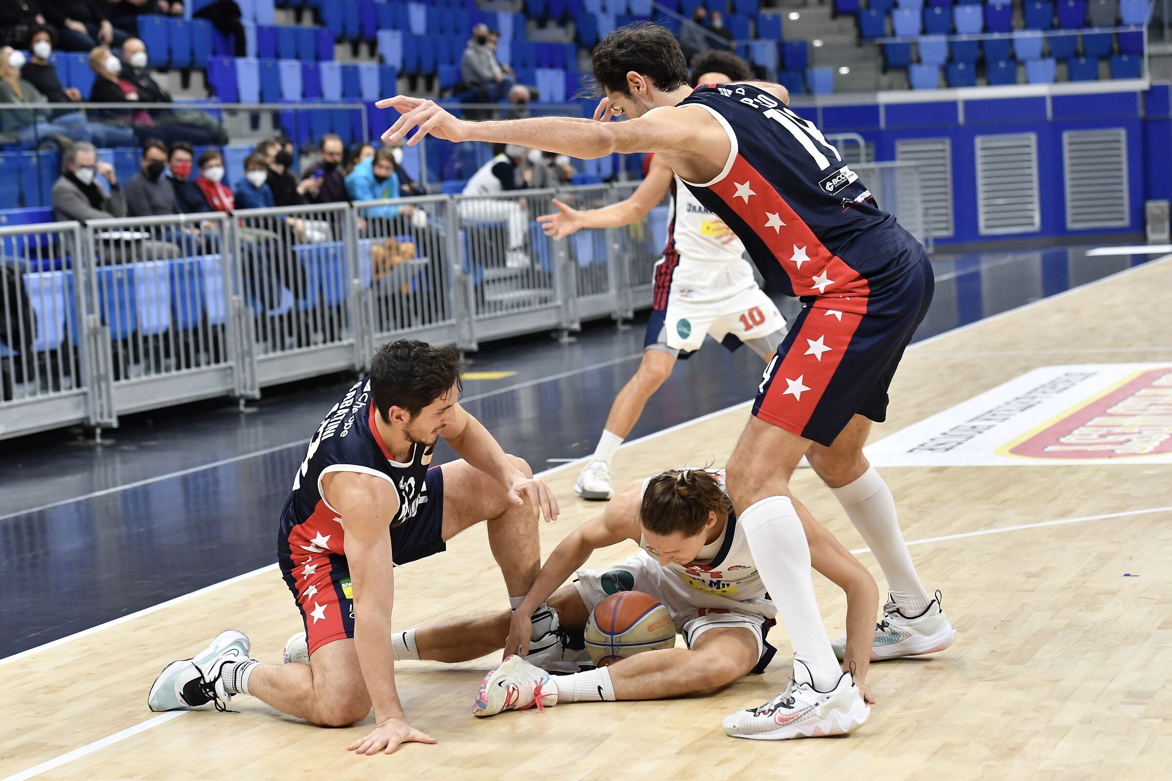Pallacanestro...