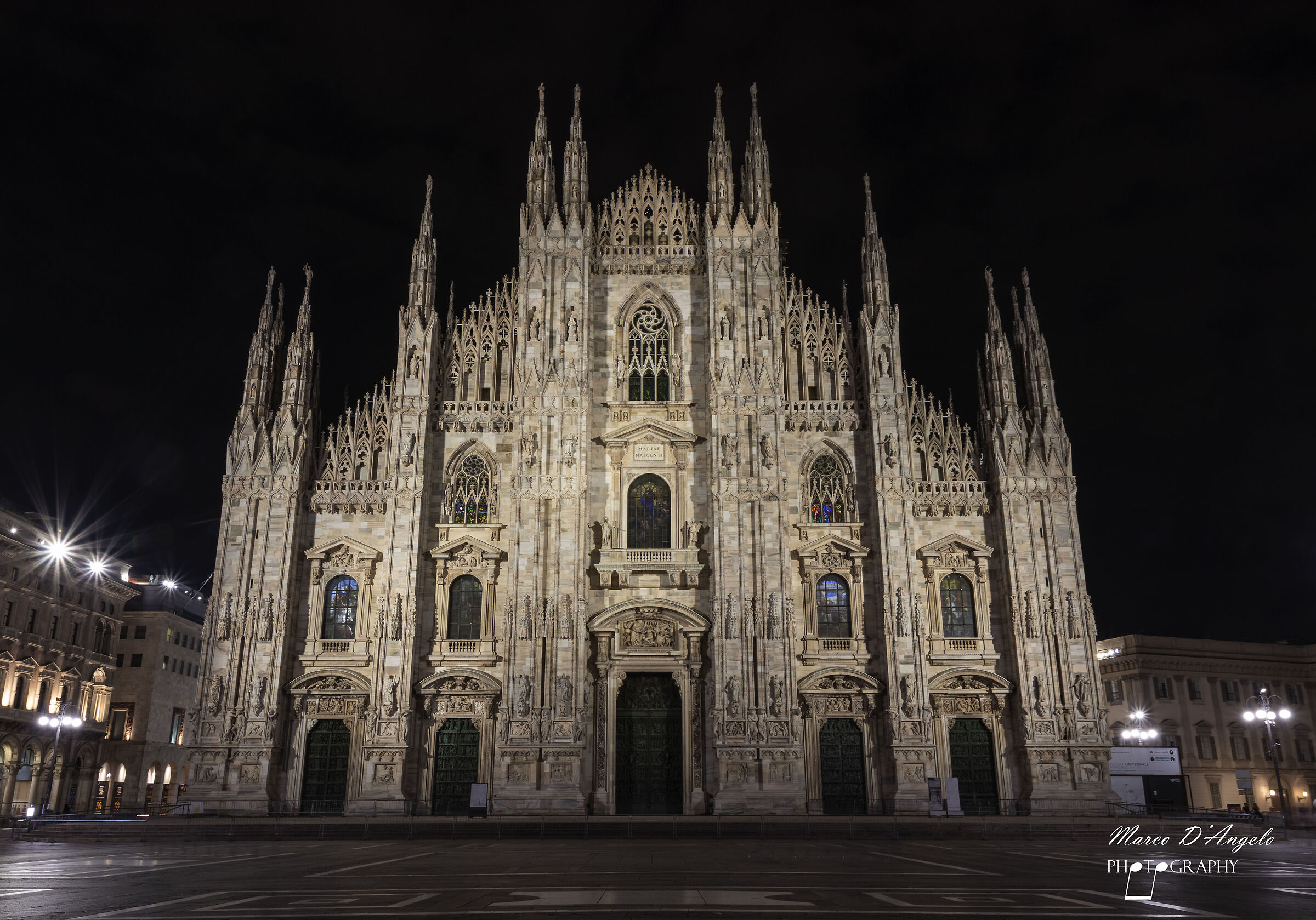 Duomo facciata by night...