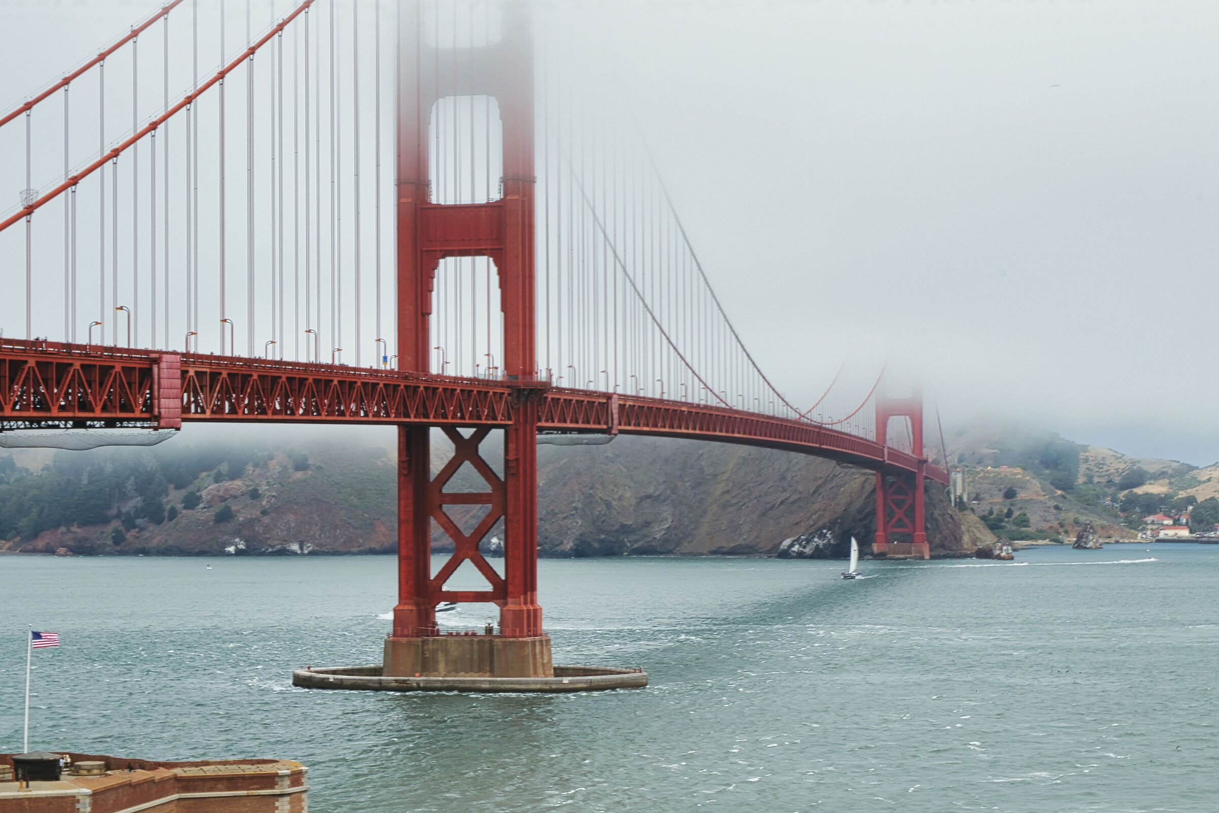 Golden Gate Bridge, San Francisco, CA, United States...