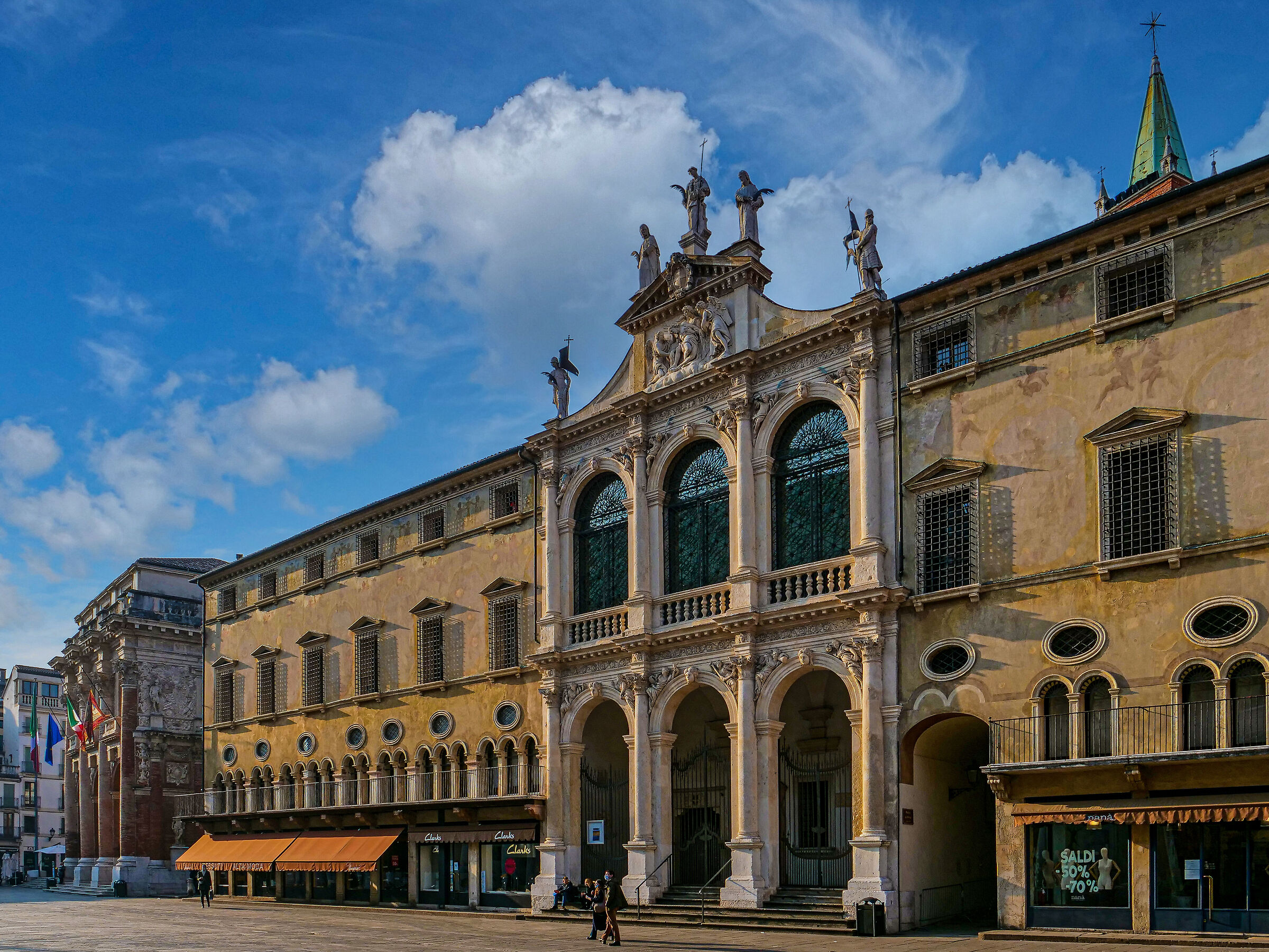 Palazzo del Monte di Pietà - Vincenza...