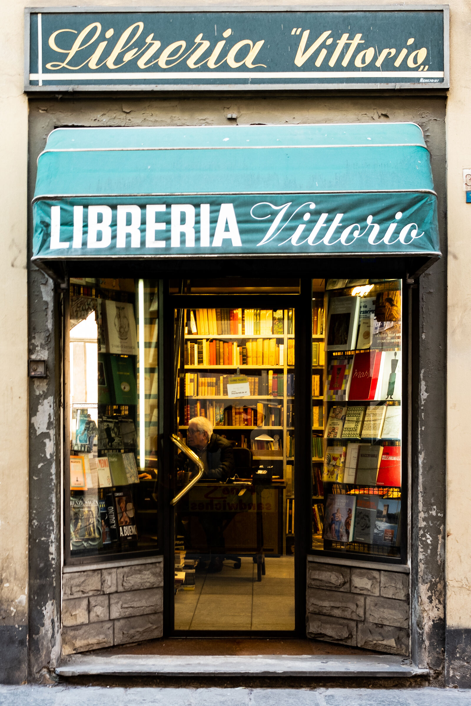 Vittorio and his Bookshop...