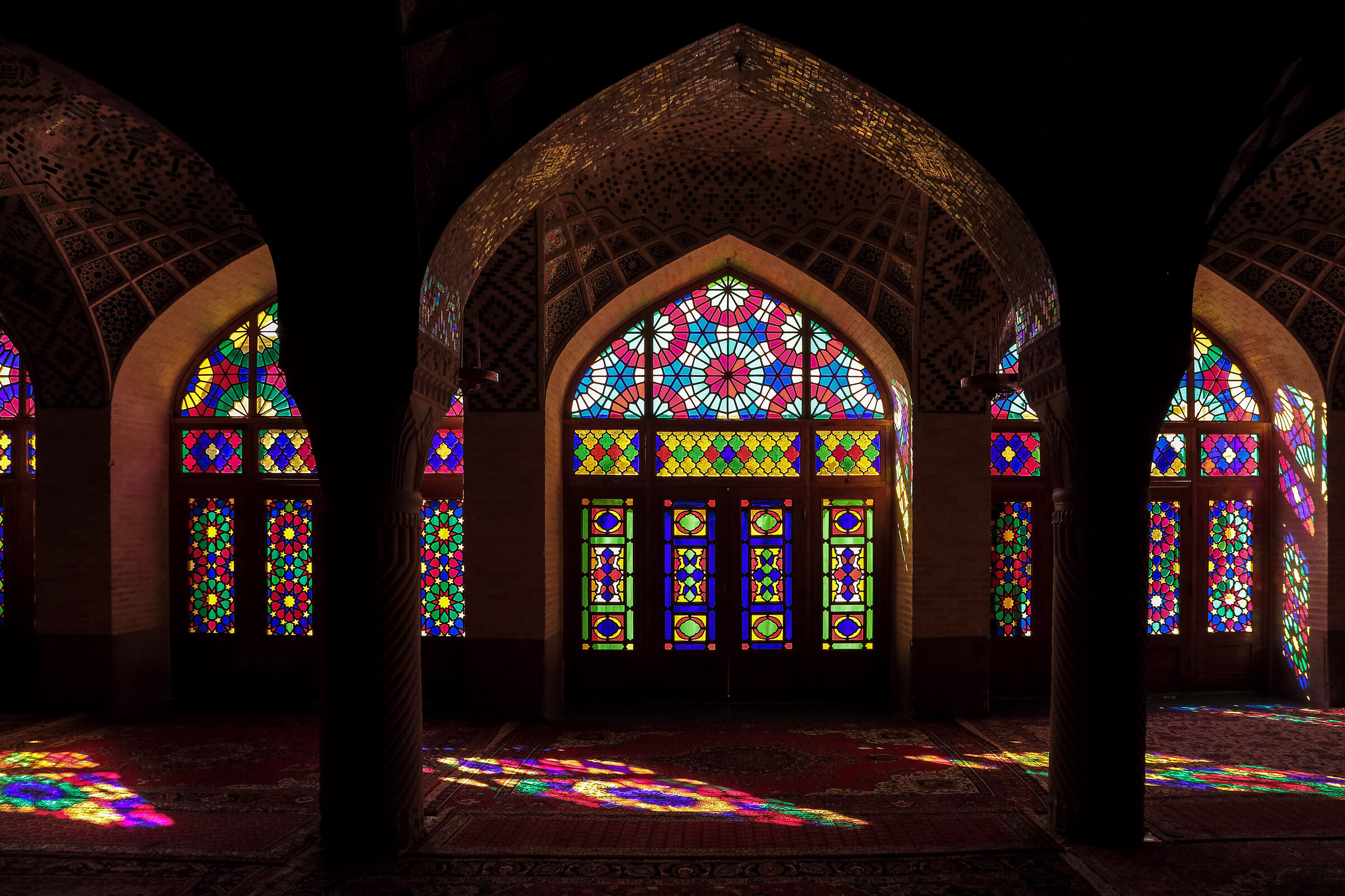 Shiraz_Masjed-and-Nasir-al-Molk_Moschea of Roses...