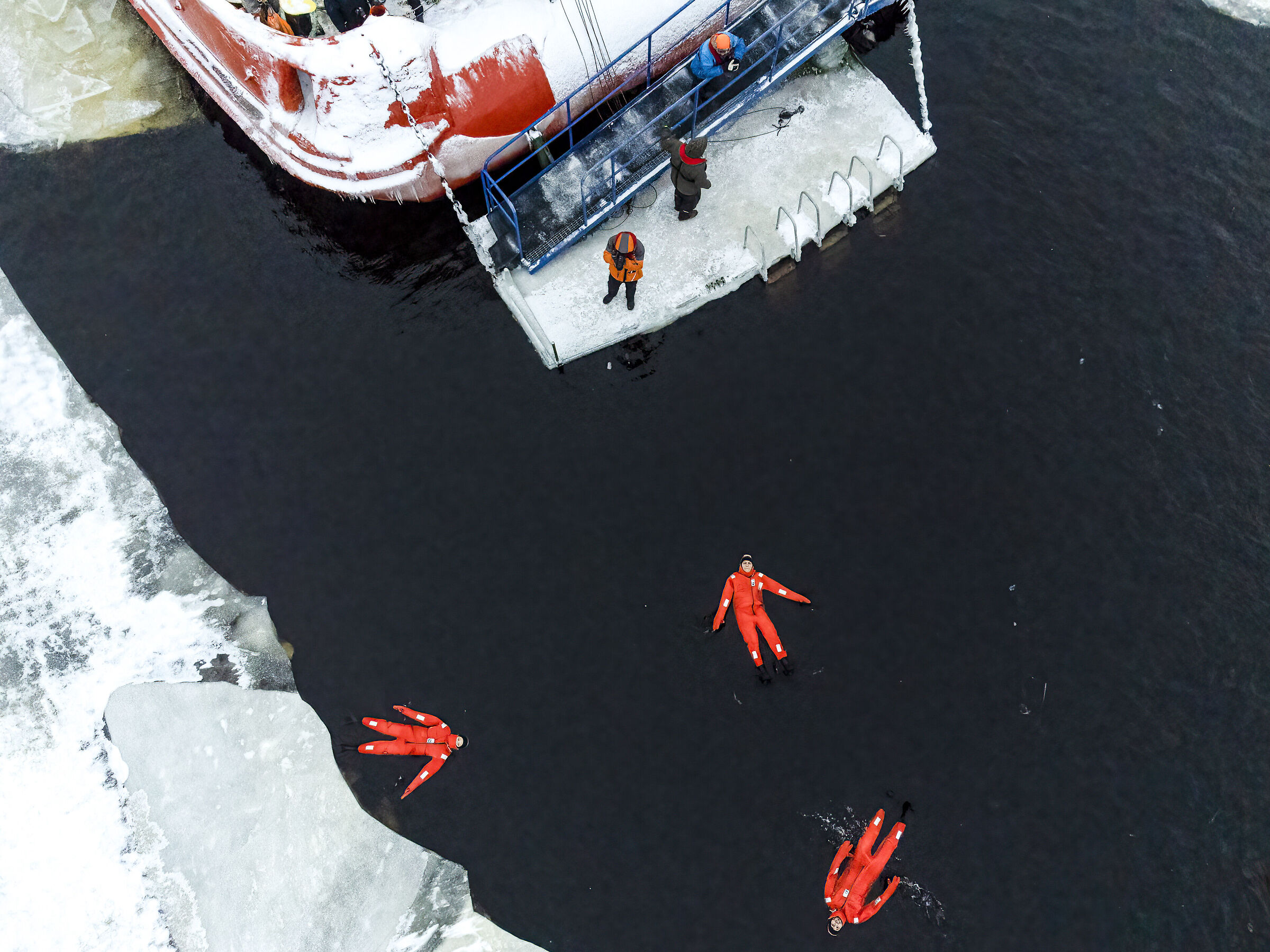 Svezia - nave rompighiaccio Polar Explorer...