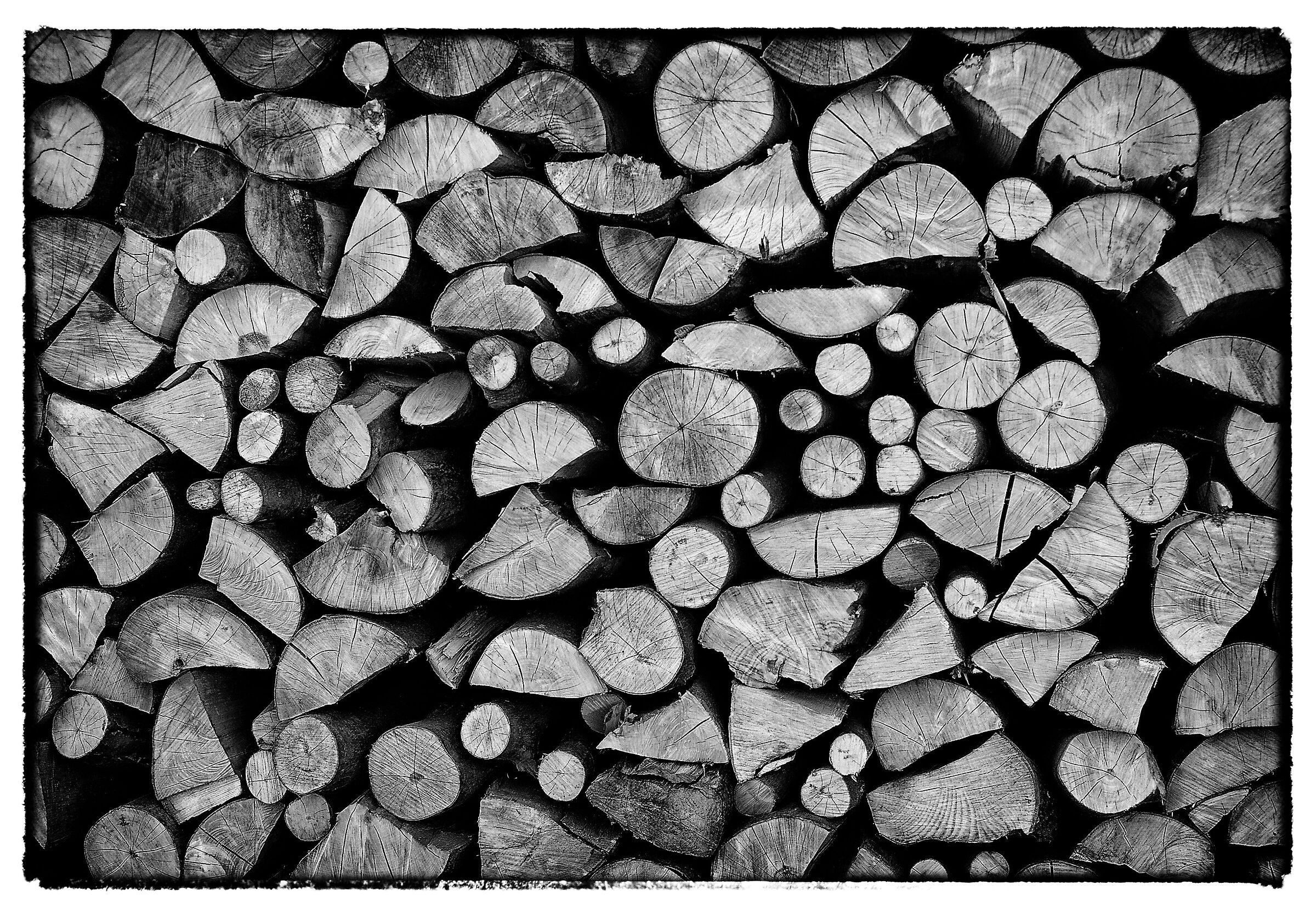 Wood - black and white...