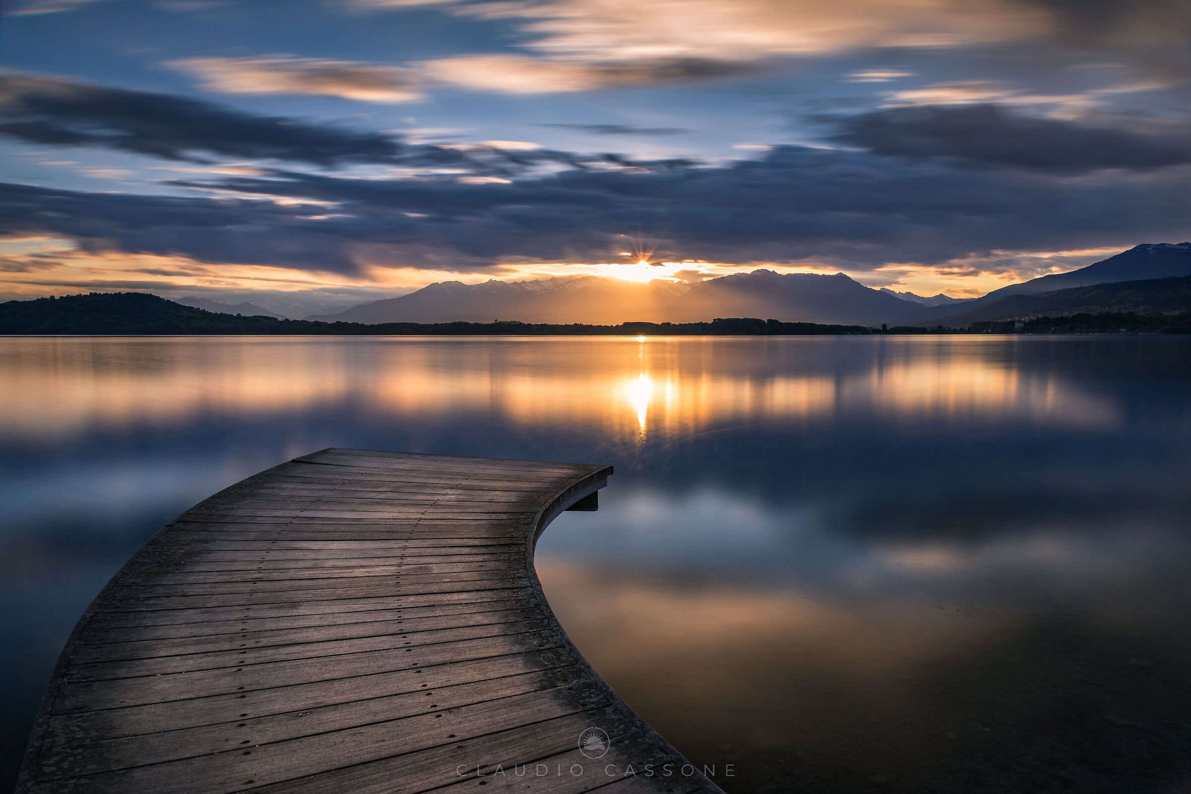 Sunset at Lake Viverone...