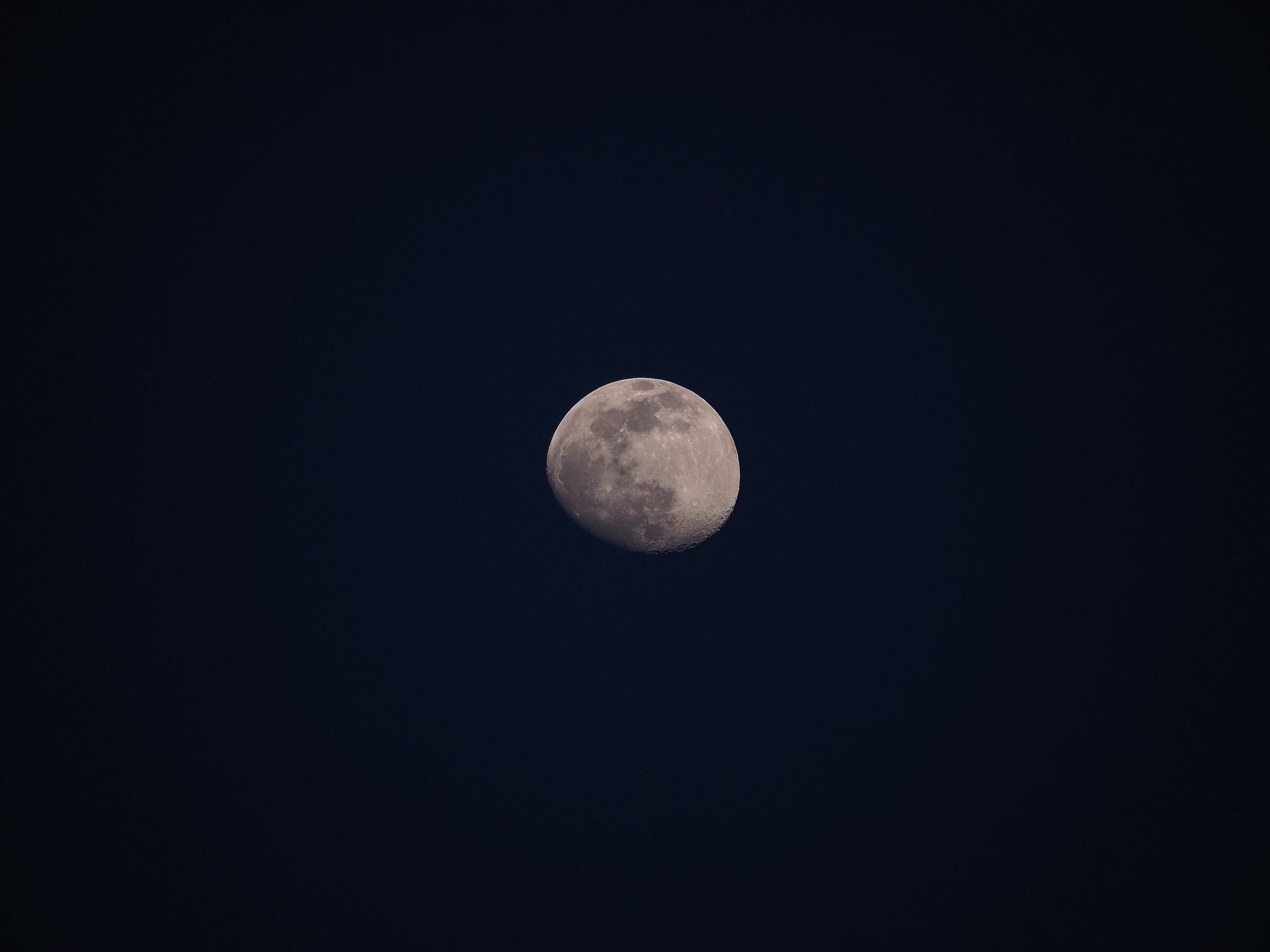 the moon last night 13 April 2022...