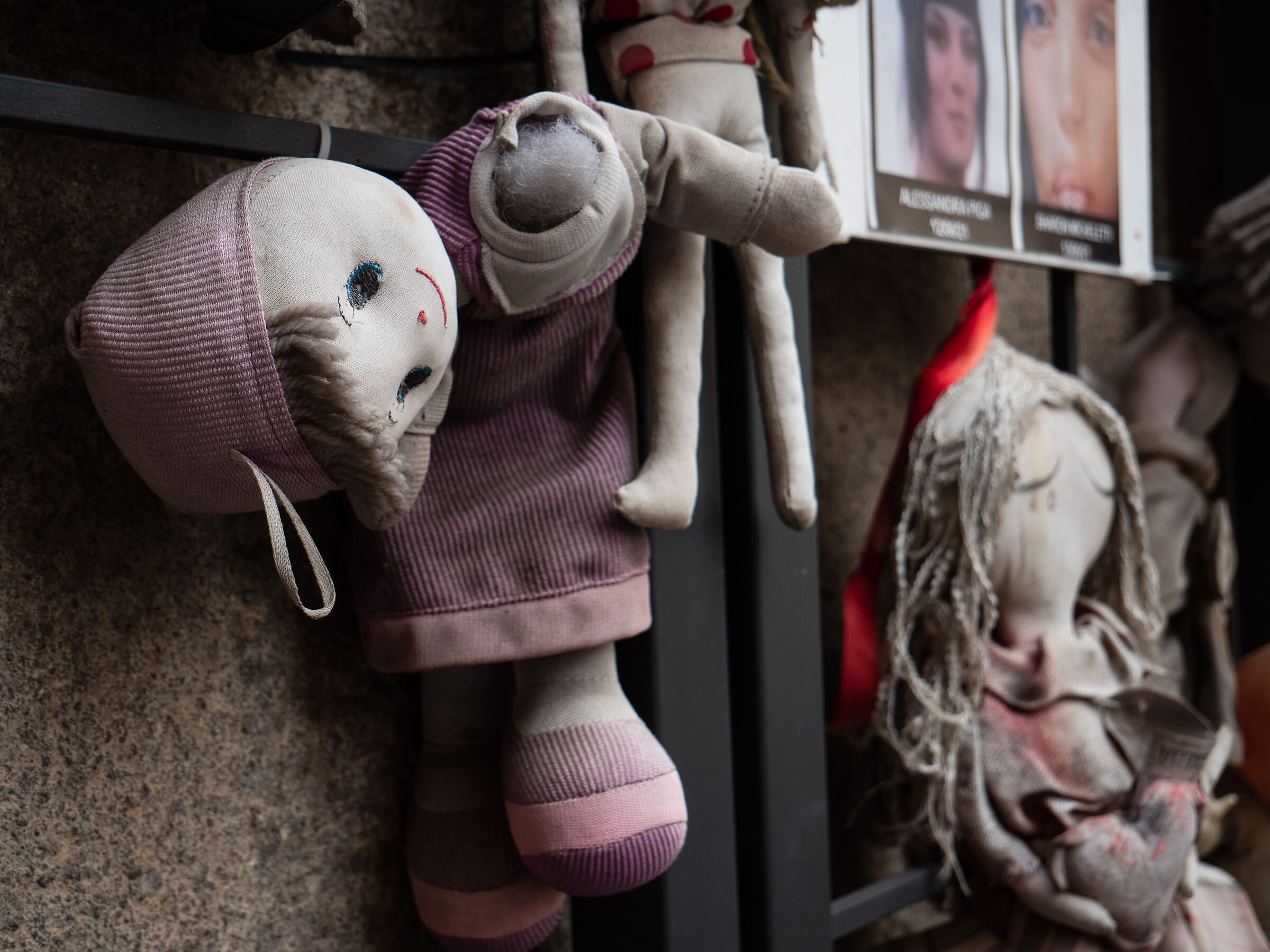 Rome - Urban #005 - Wall of Dolls...