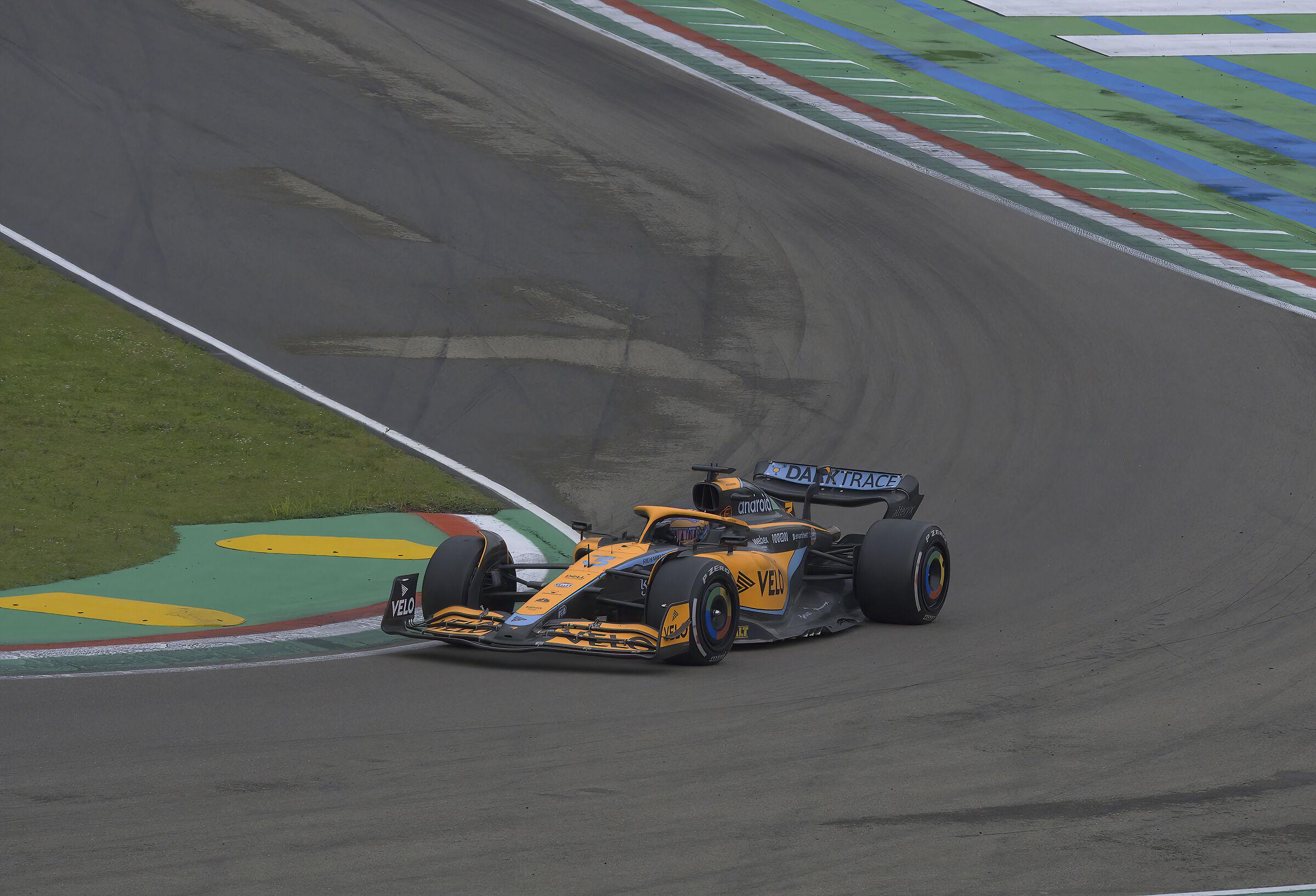 Daniel Ricciardo (Australia) (McLaren)...