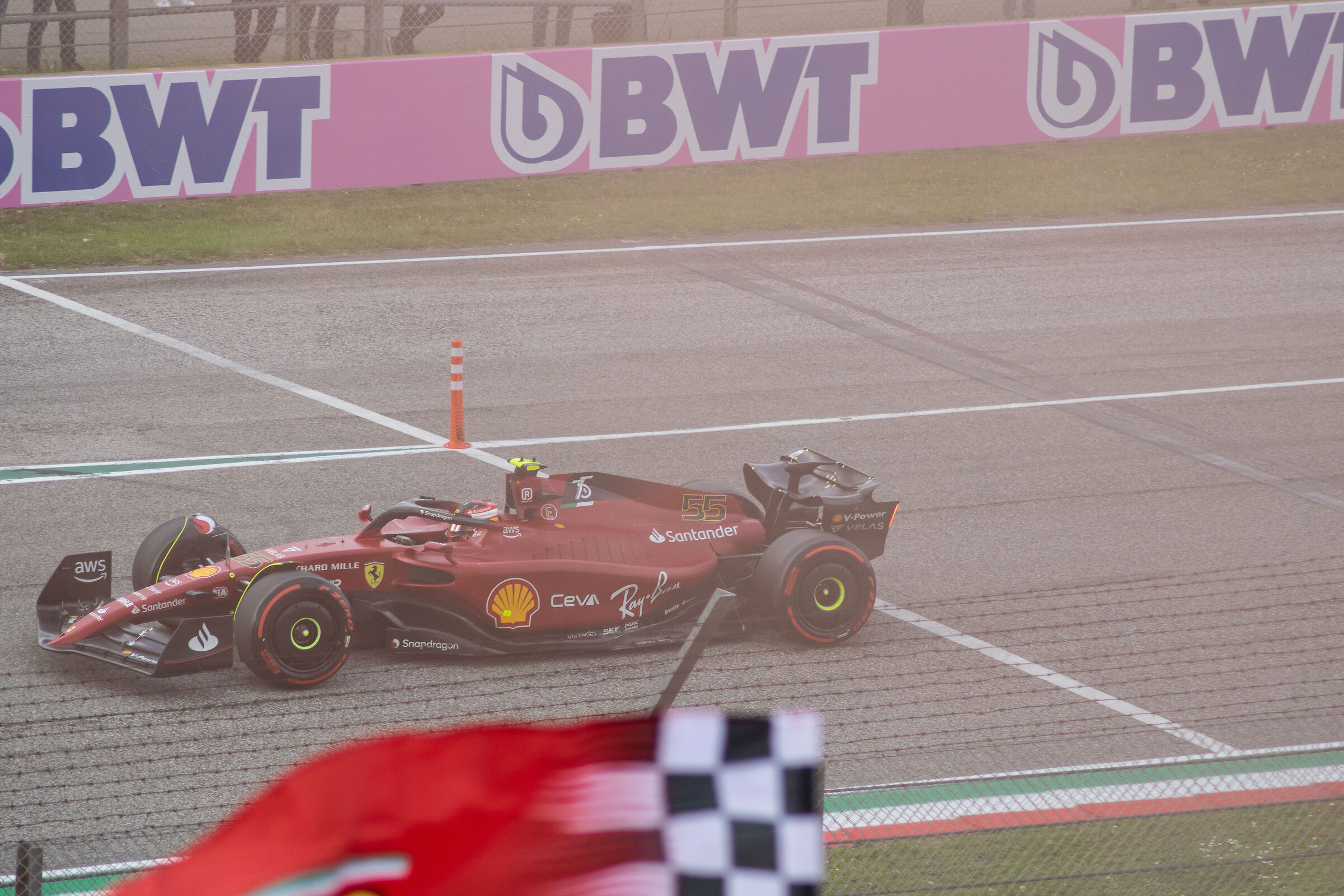 Sainz...