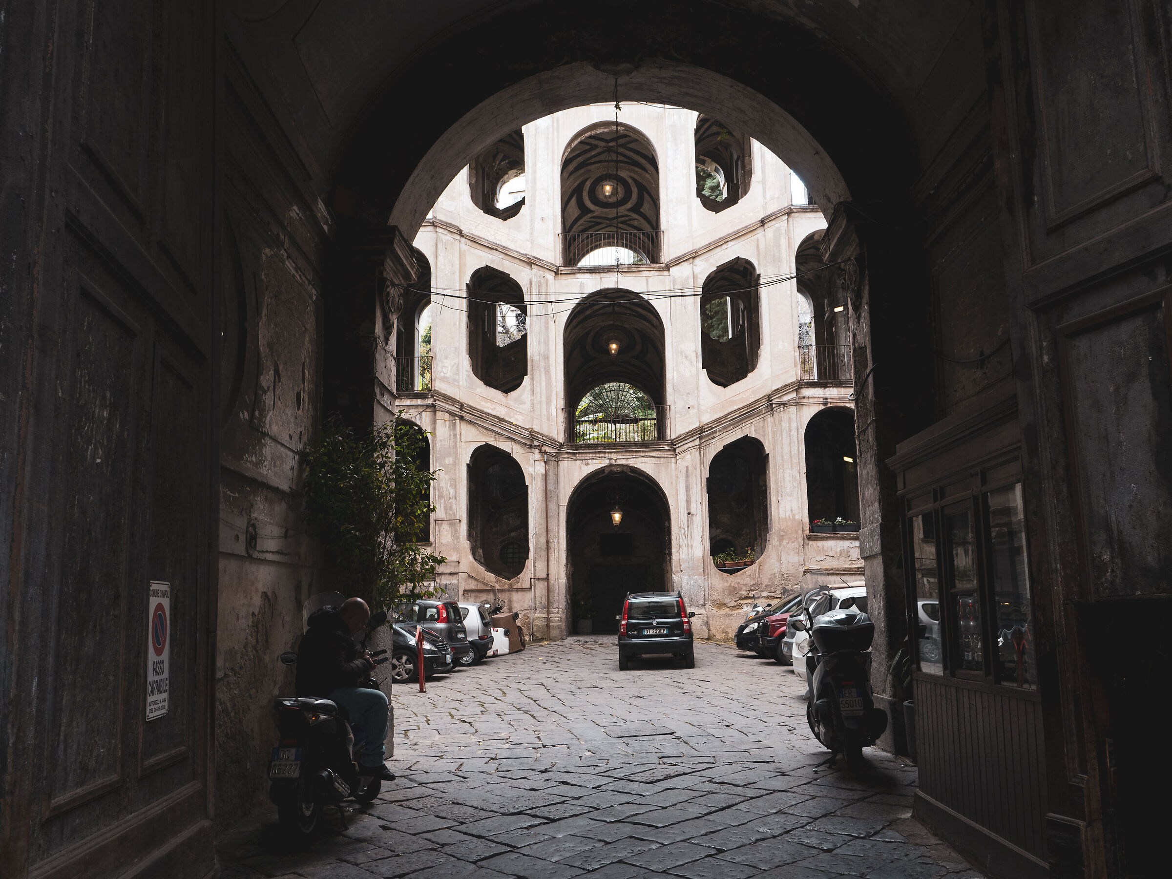 The courtyard of Palazzo Sanfelice...
