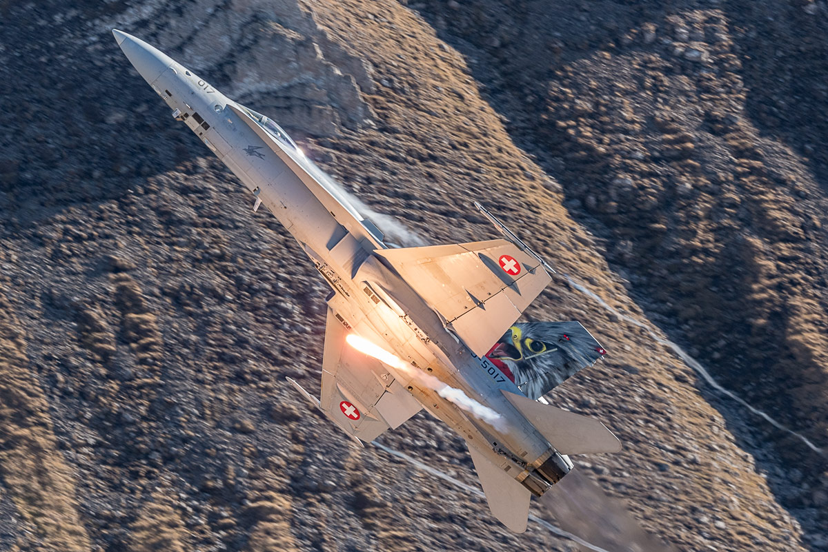F 18 Hornet flare...