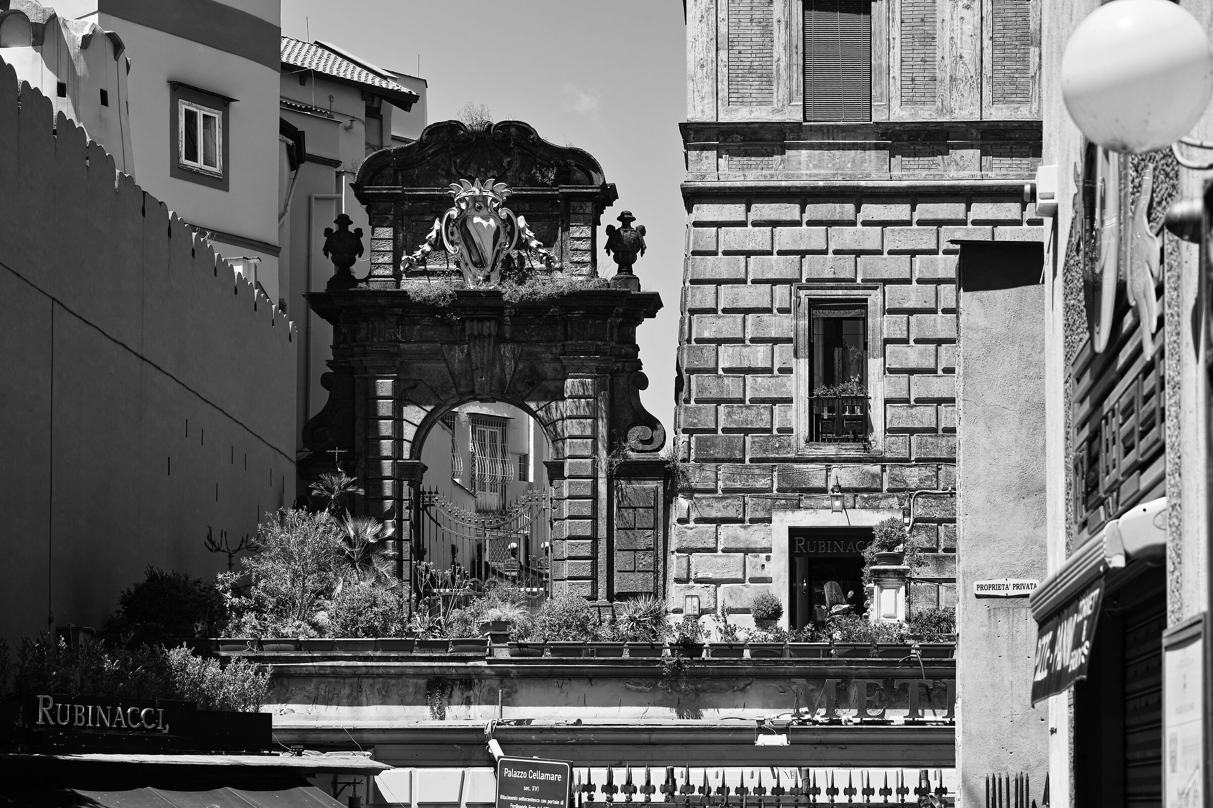 Palazzo Cellammare - Chiaia Napoli...